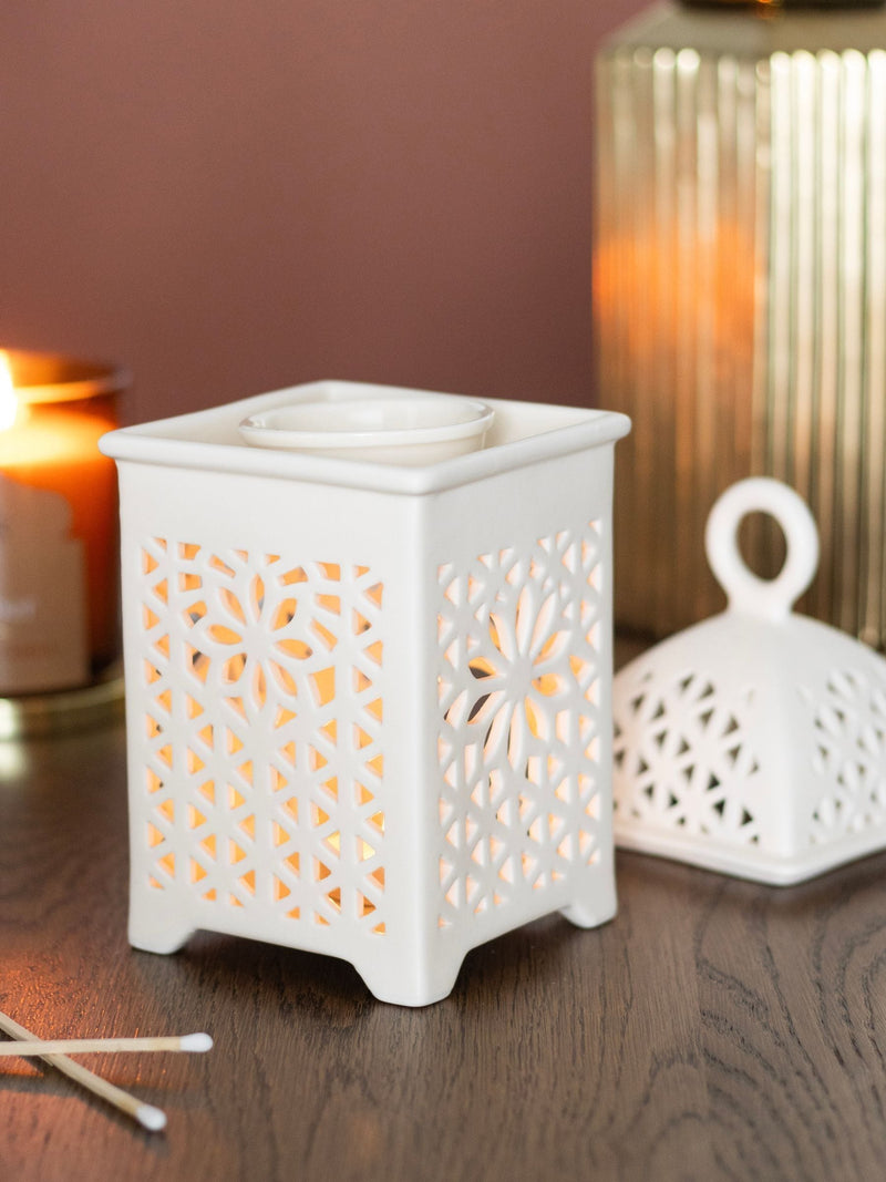 Something Different white ceramic lantern multi-purpose burner (British brand)