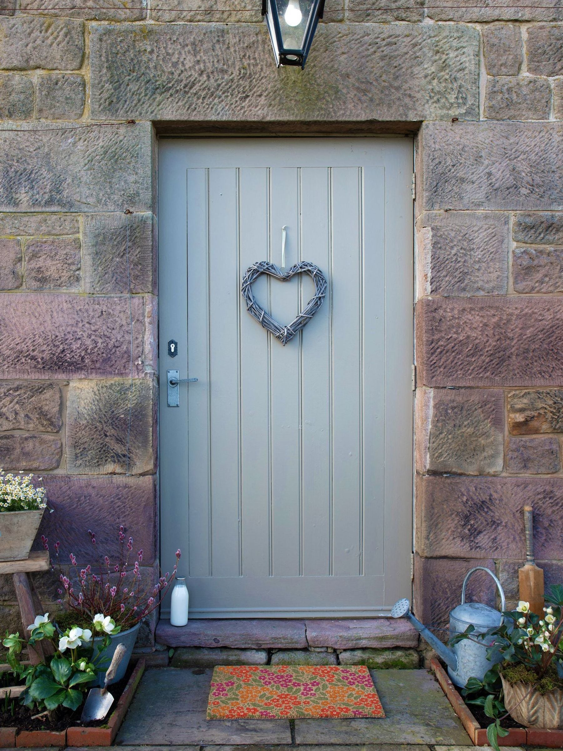 Artsy Mats Brown Floral Pattern doormat 60cm x 40cm (British brand)