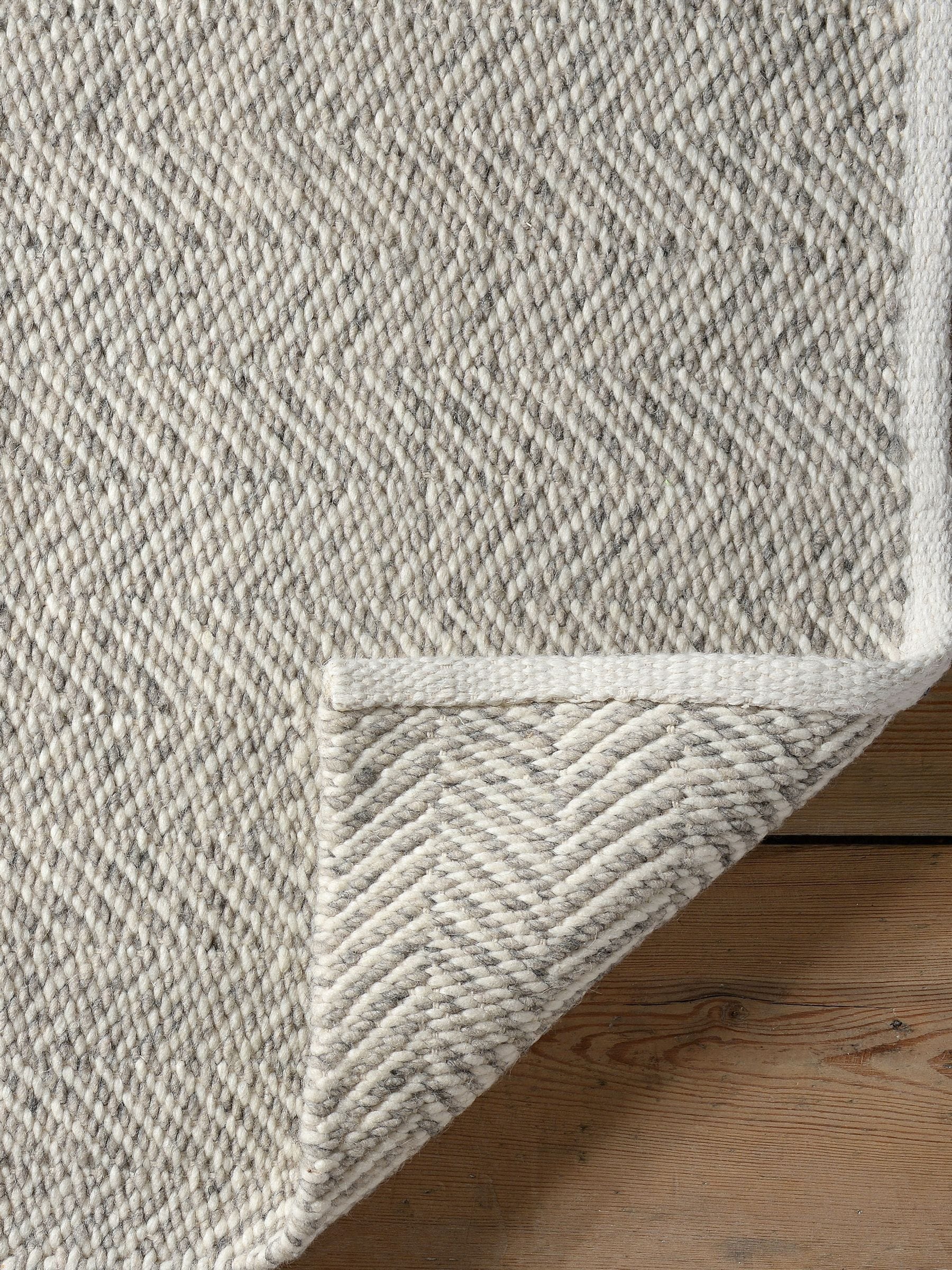 Cotswold Company grey Milton wool rug herringbone design (British brand)