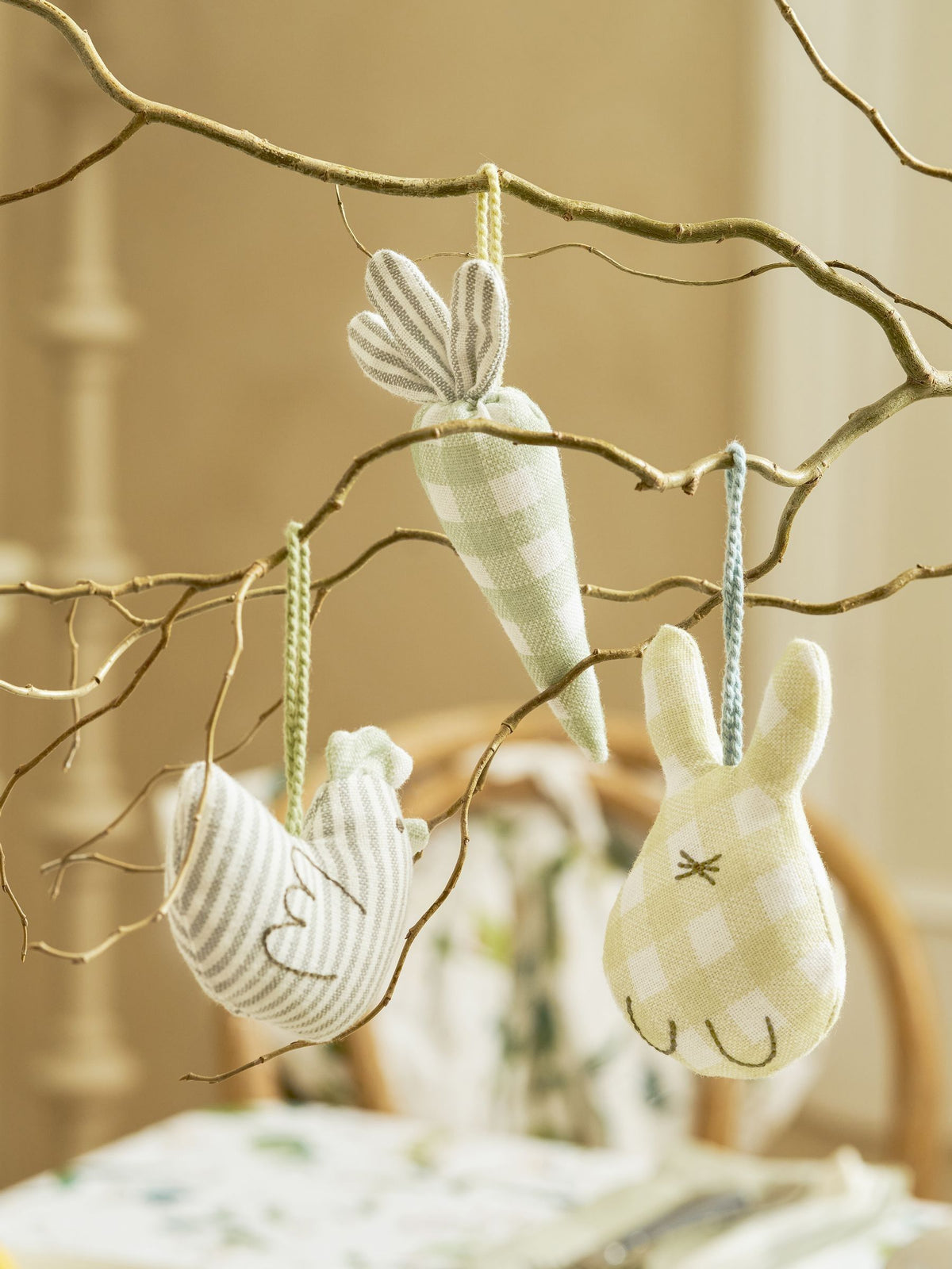 Sophie Allport Easter decorations set of 3, UK version