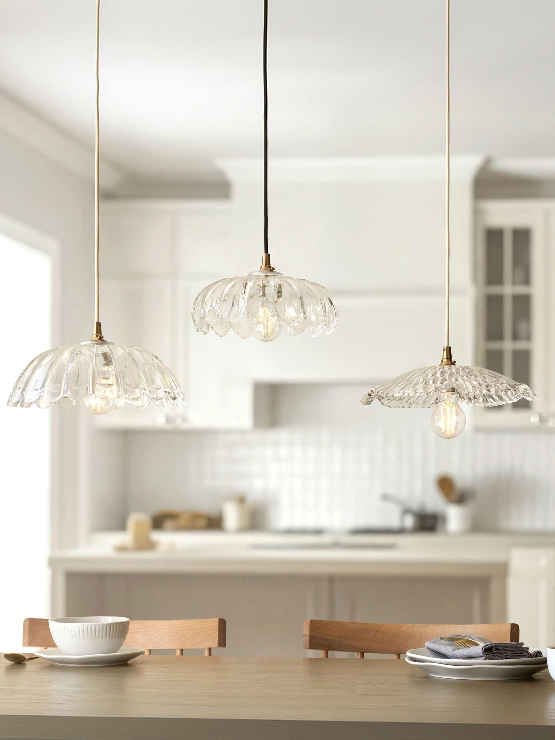 Gallery Home clear glass orchid pendant light 29cm, UK version