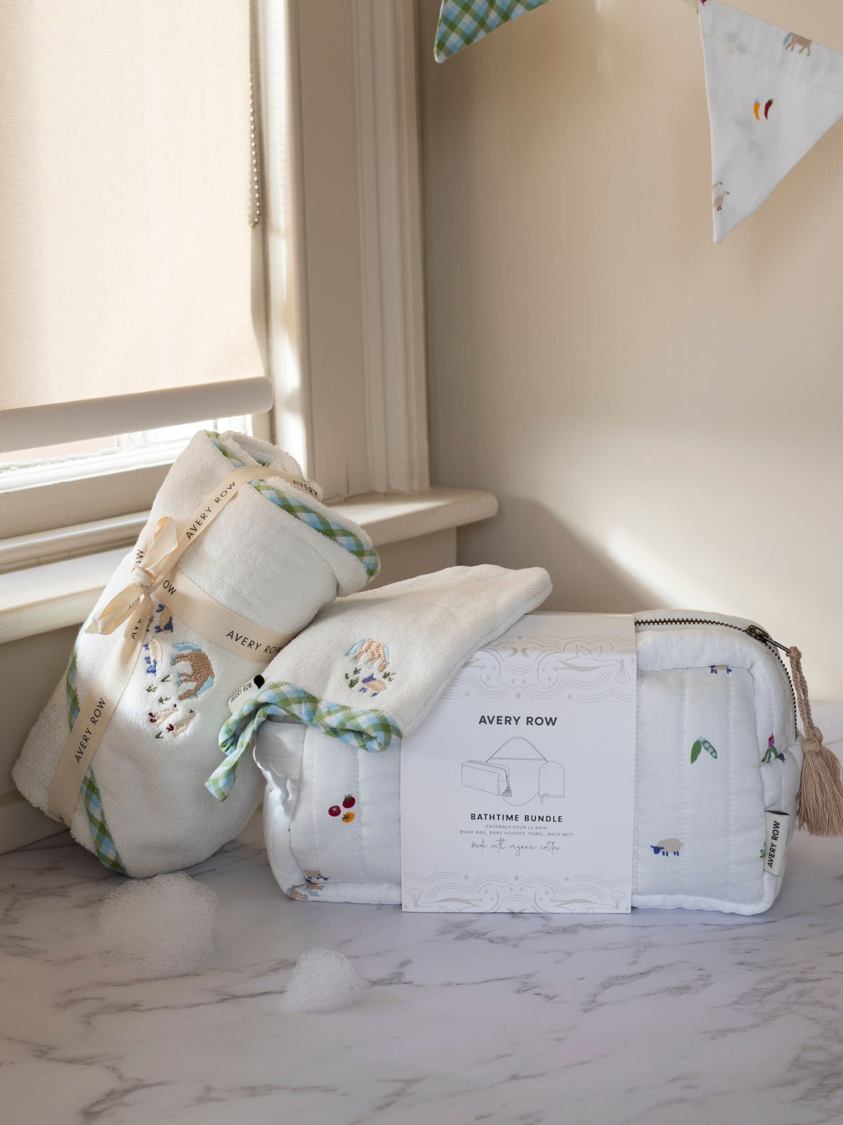 Avery Row Little Farm Bathtime Bundle (British brand)