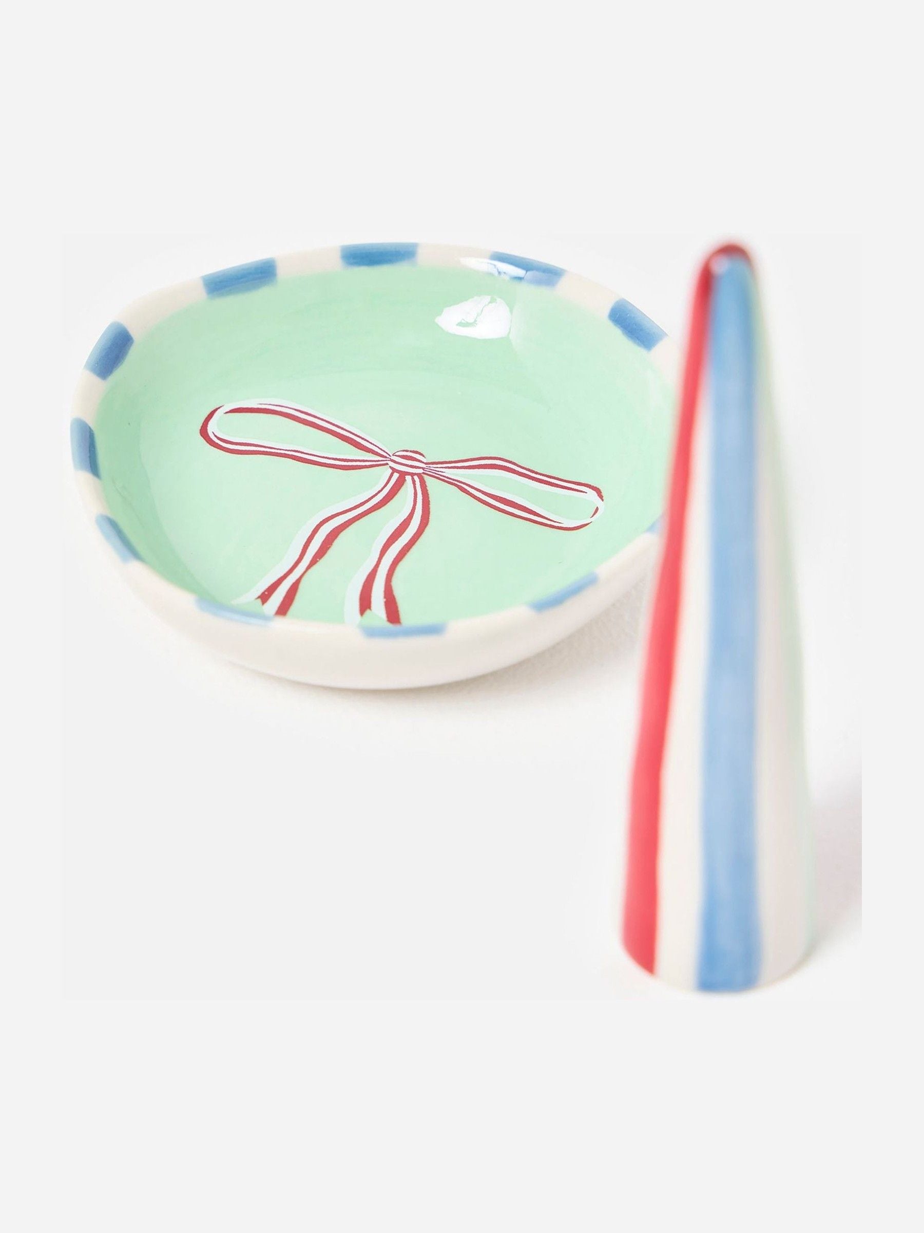 Oliver Bonas multi bow conical ring holder and trinket dish set - British product