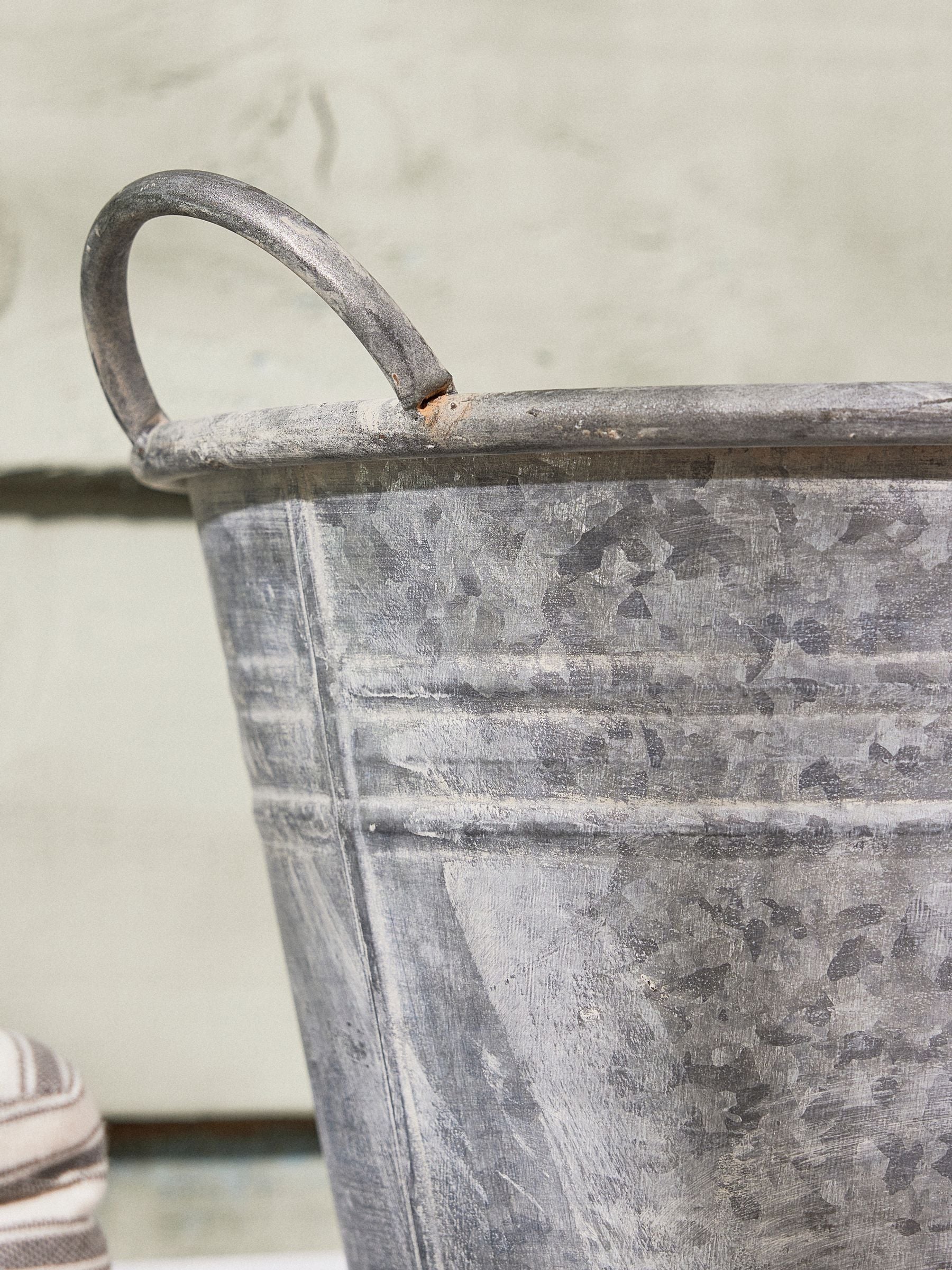 Dibor silver galvanised tub planter medium, imported from the UK