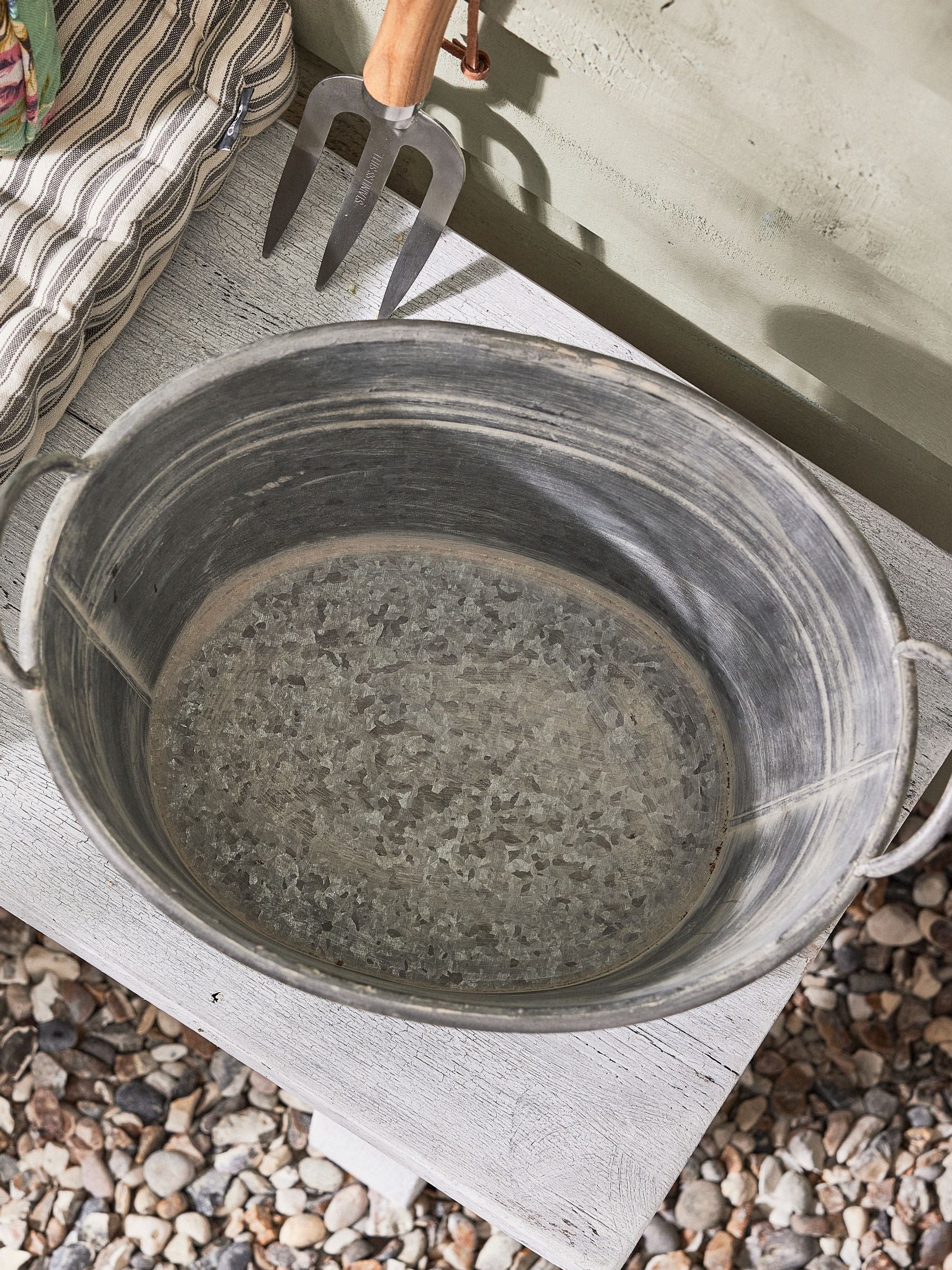 Dibor silver galvanised tub planter medium, imported from the UK