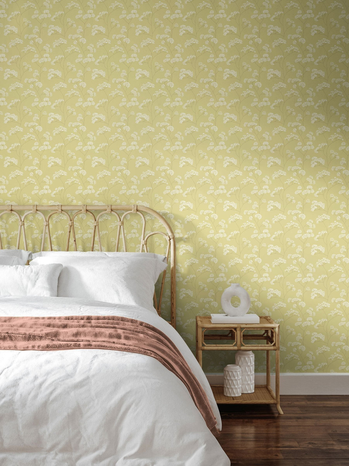Hoopla Walls Pear Elderflower Trail 10M Wallpaper