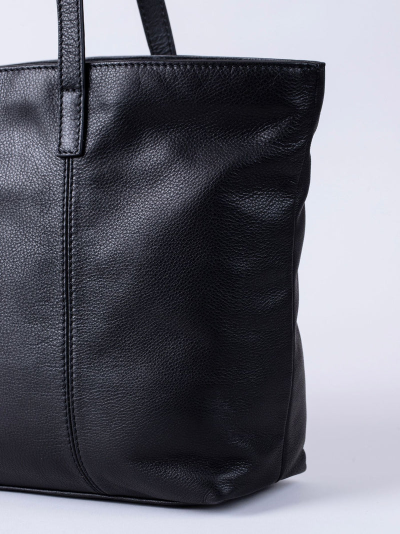Lakeland Leather Torver Classic tote in white, imported from the UK