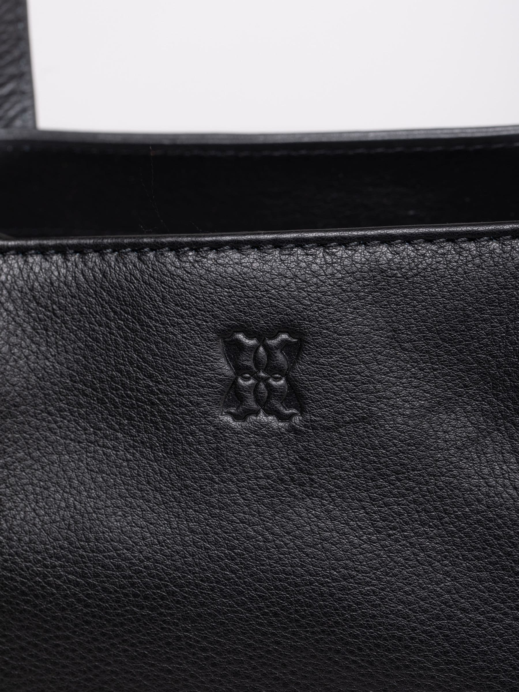 Lakeland Leather Torver Classic tote in white, imported from the UK