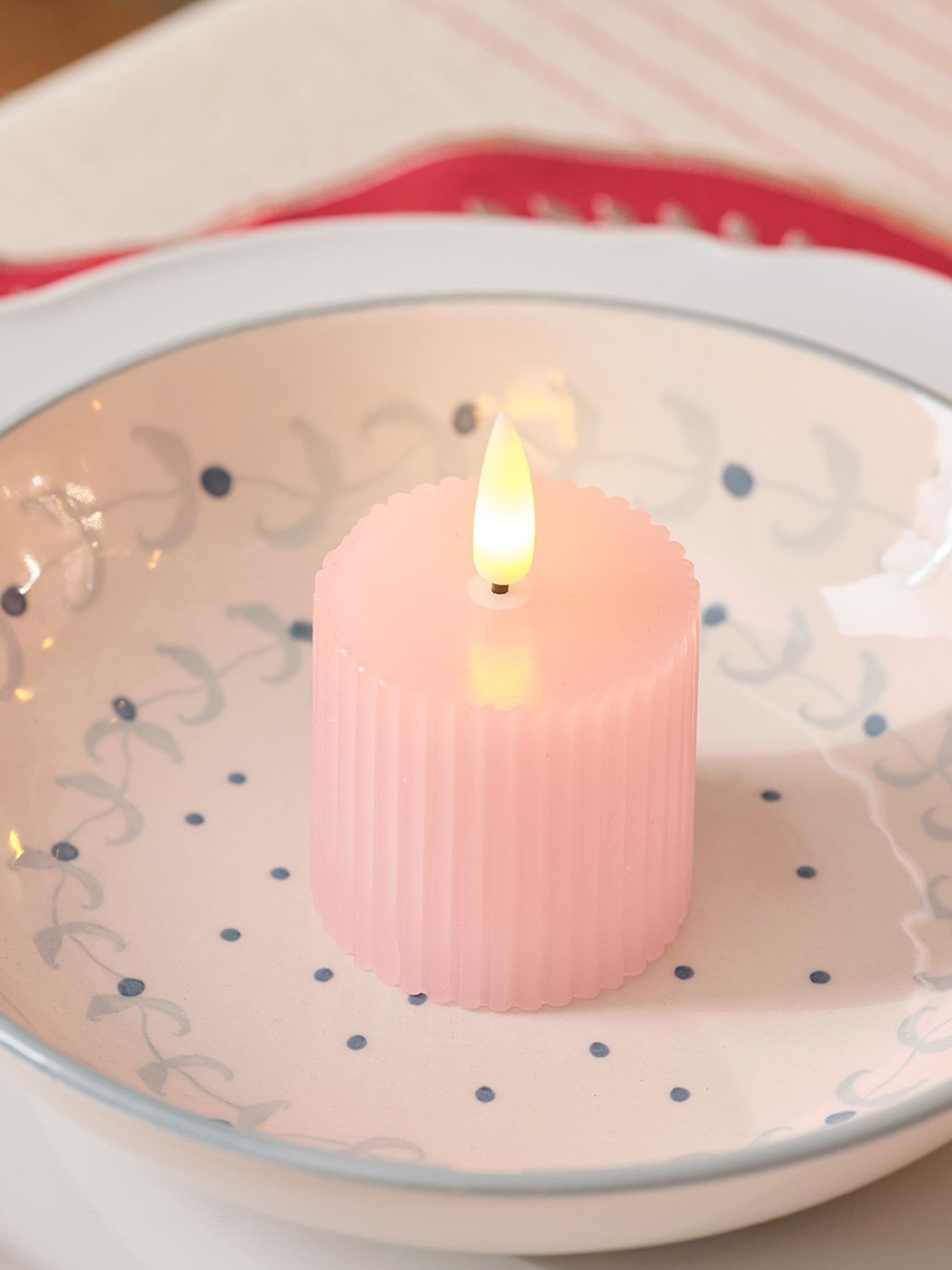 Lights4fun set of 6 pink ribbed tea lights - British product