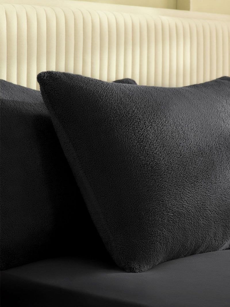 Set of 2 Navy Blue Teddy Fleece Pillowcases