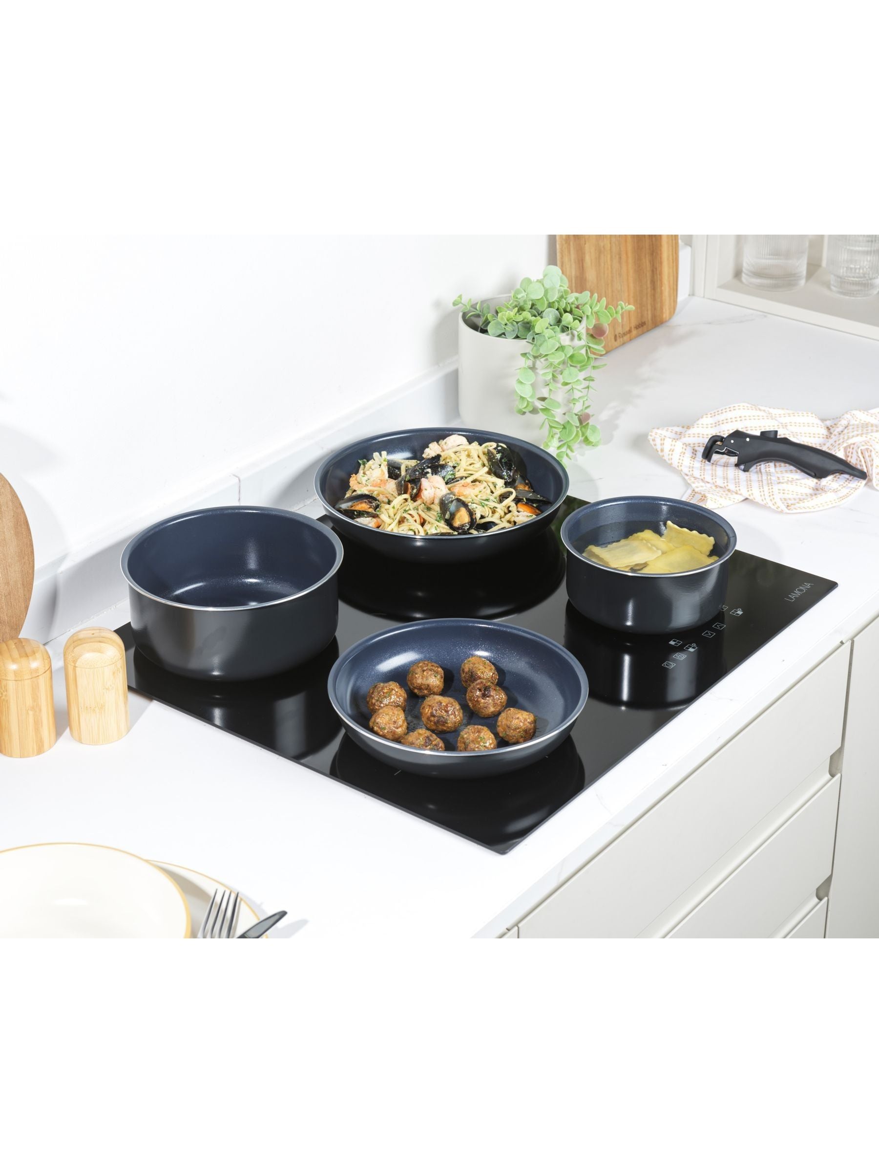 Russell Hobbs blue Smart Clip 5 piece pan set, imported from the UK