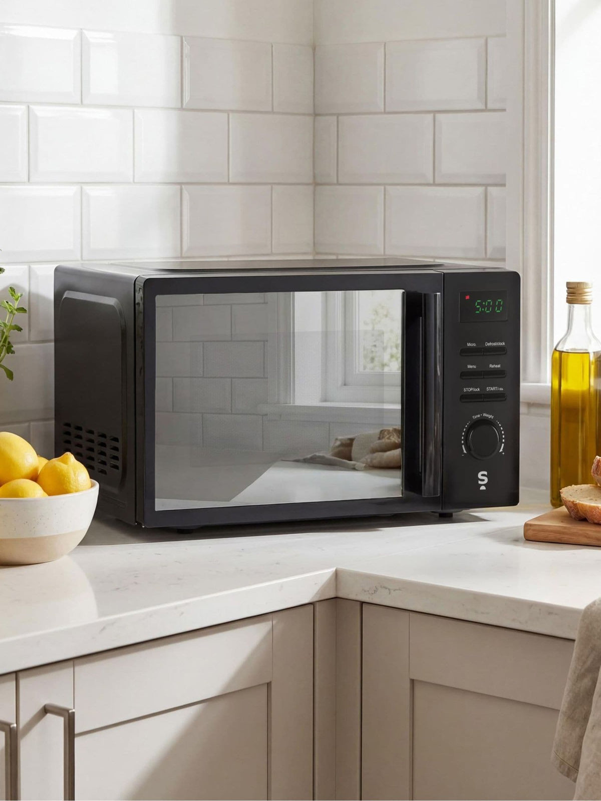 Salter black mirrored digital microwave 20L - British product