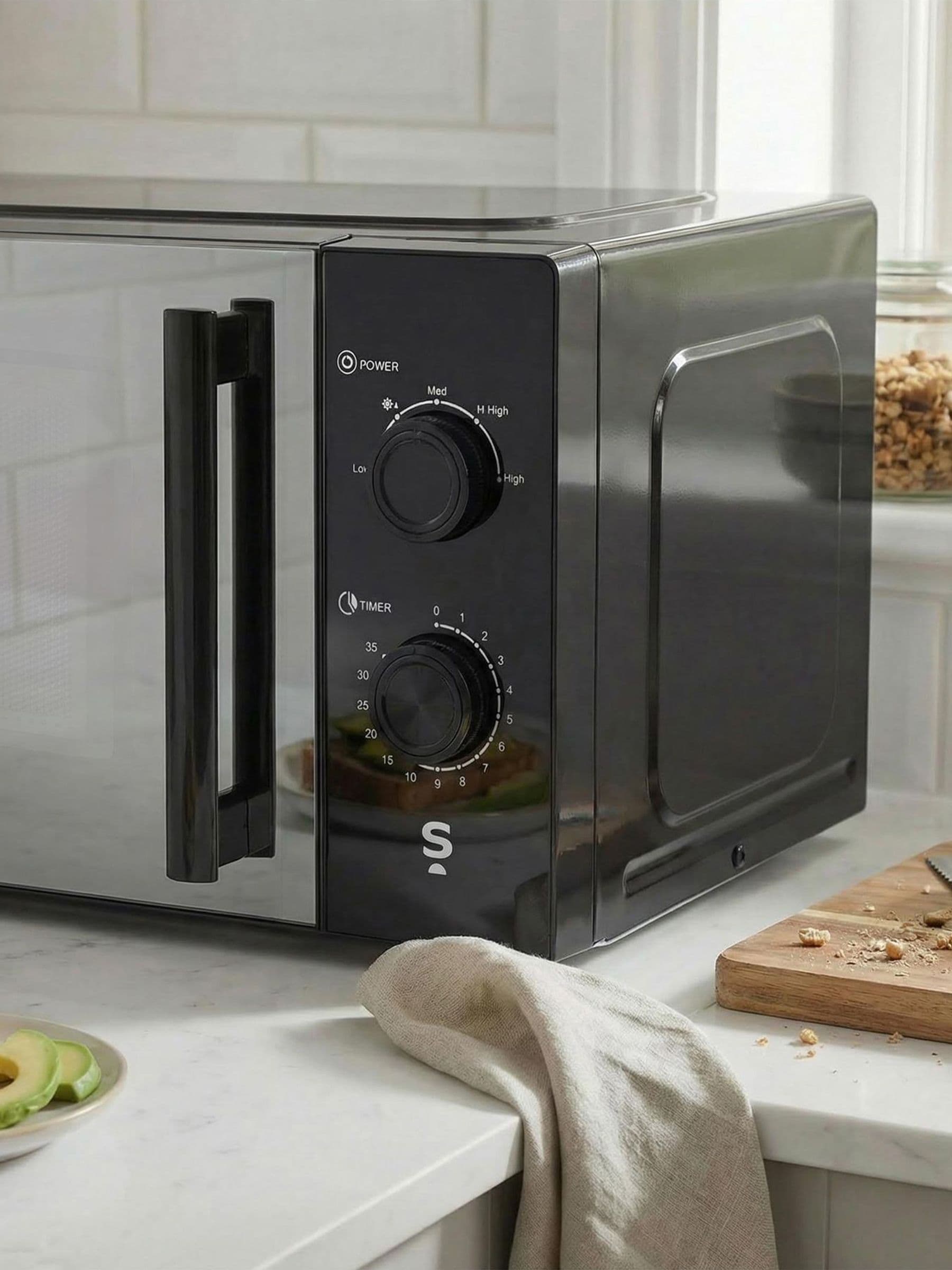 Salter black mirrored manual microwave 20L - British product