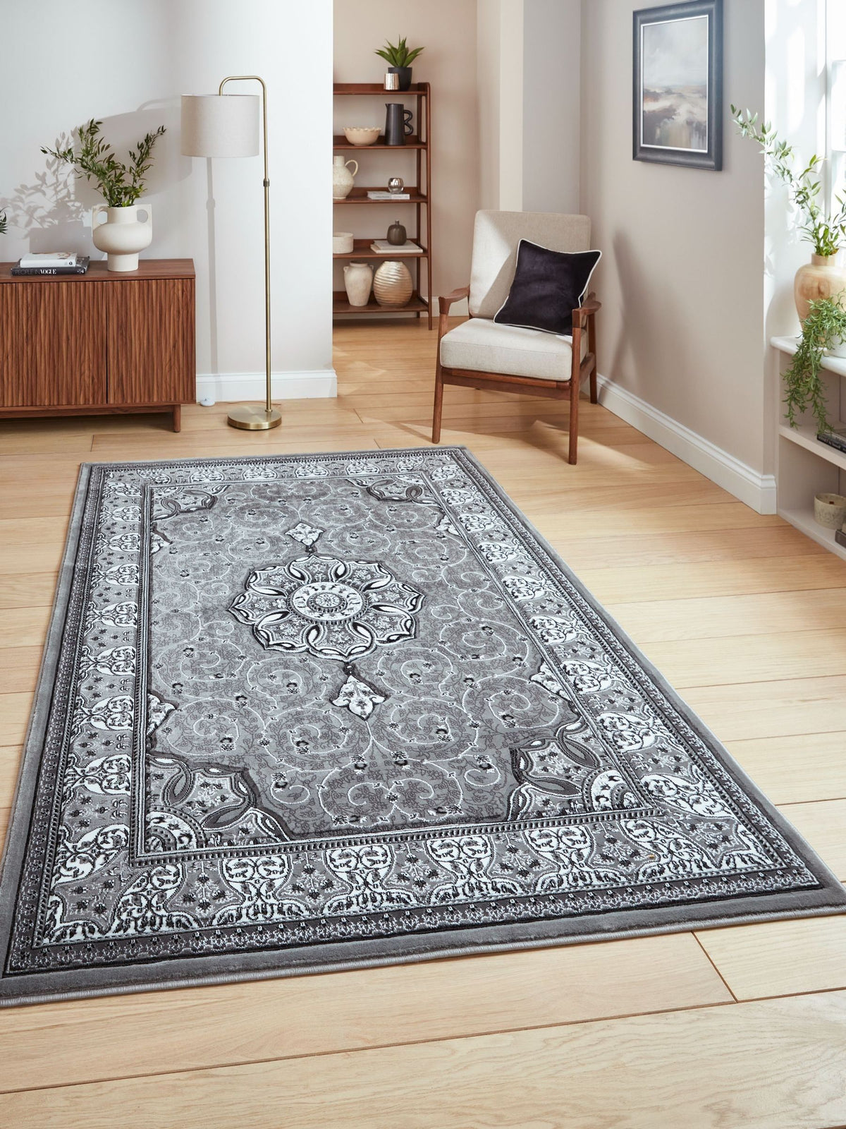Think Rugs Silver Heritage traditional rug (British brand)