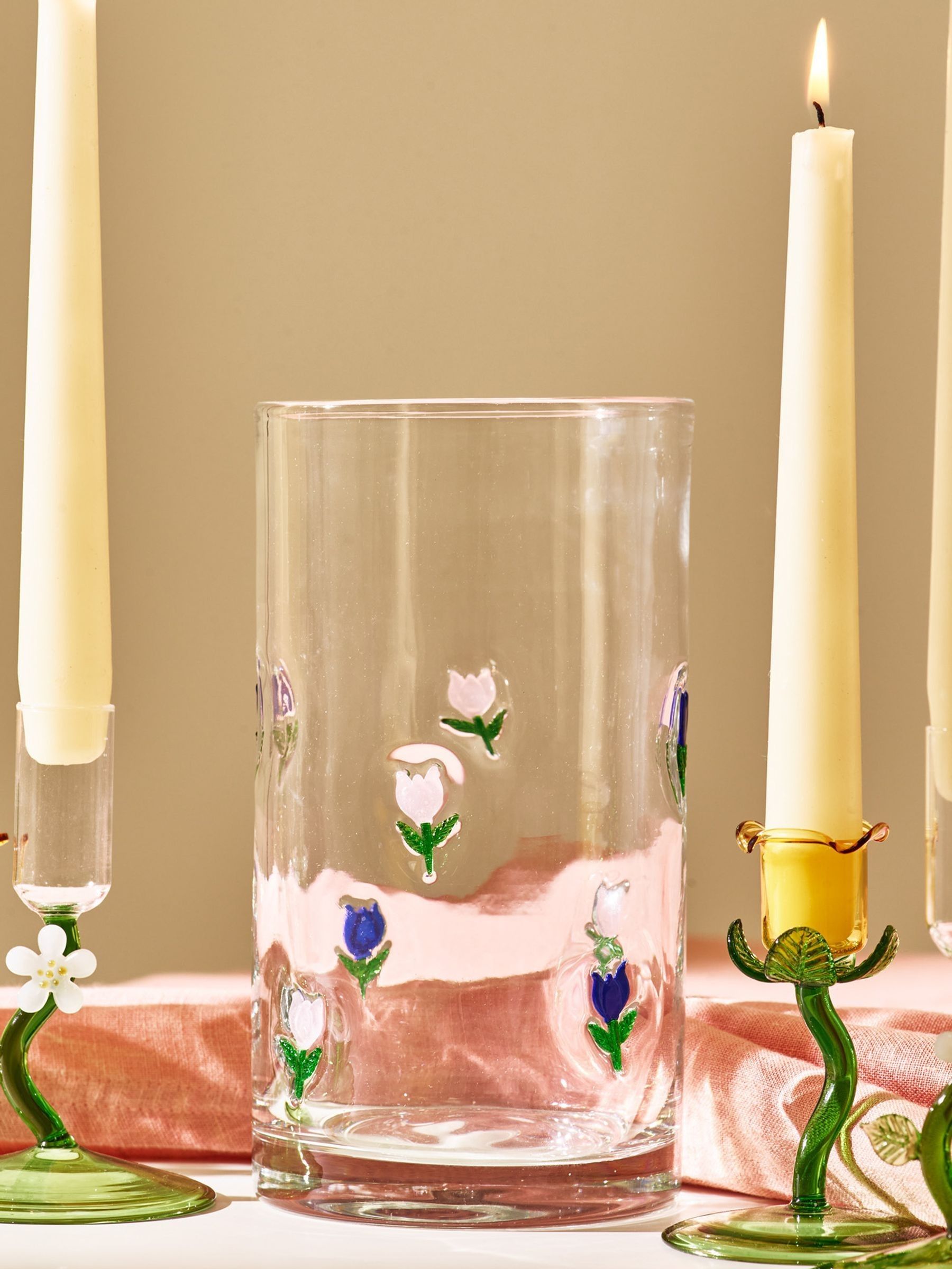 Oliver Bonas clear glass tulip vase 20cm, UK version