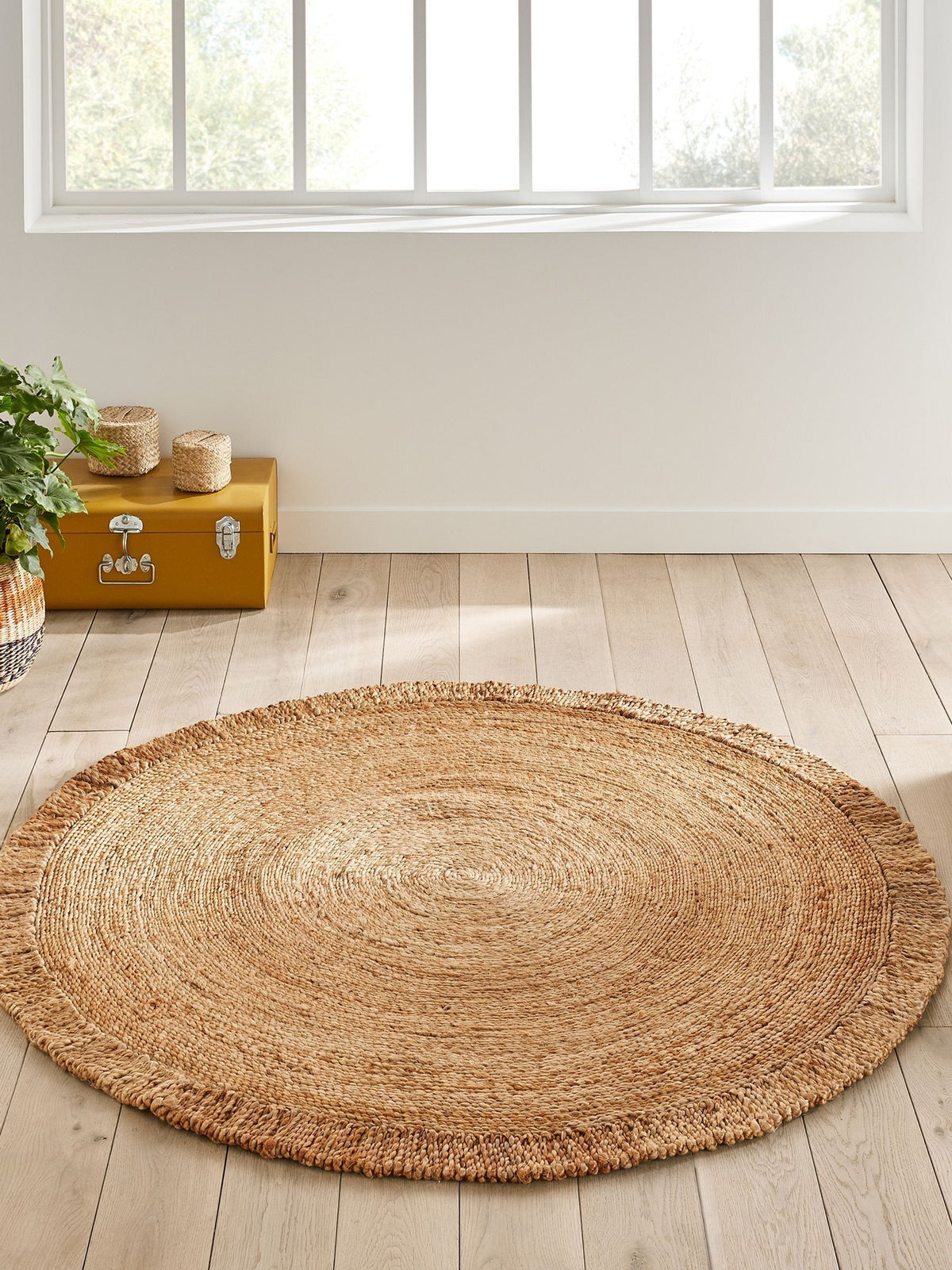 La Redoute Intérieurs Aftas fringed round jute rug, UK version