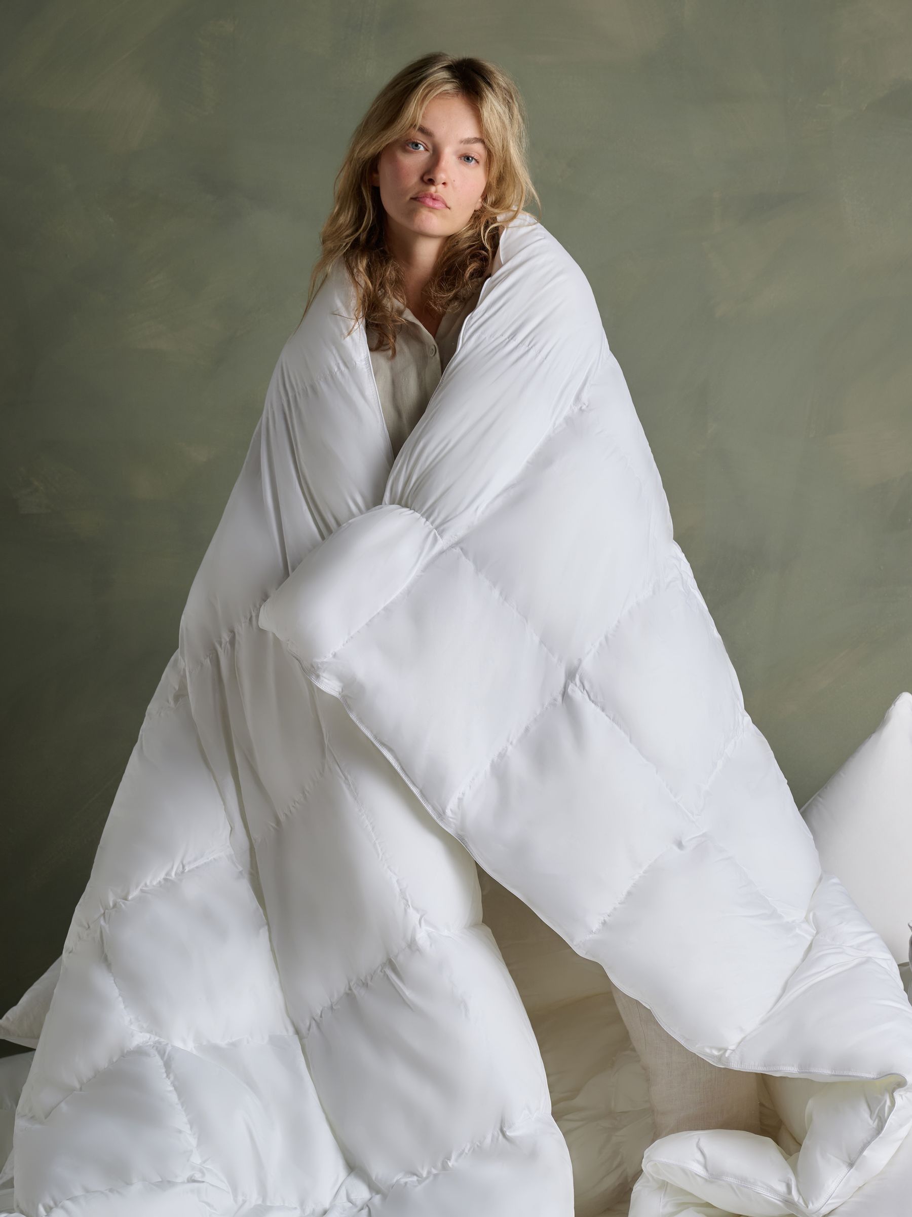 Bedfolk down alternative duvet 10.5 Tog white (British brand)