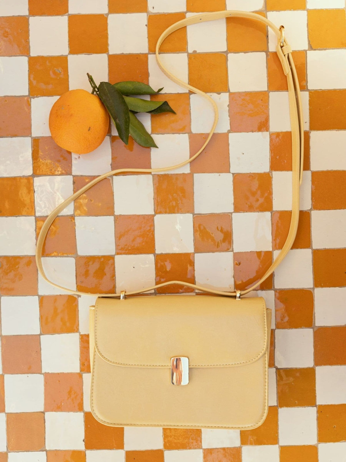 Novo yellow Argentina cross-body bag adjustable strap, UK version