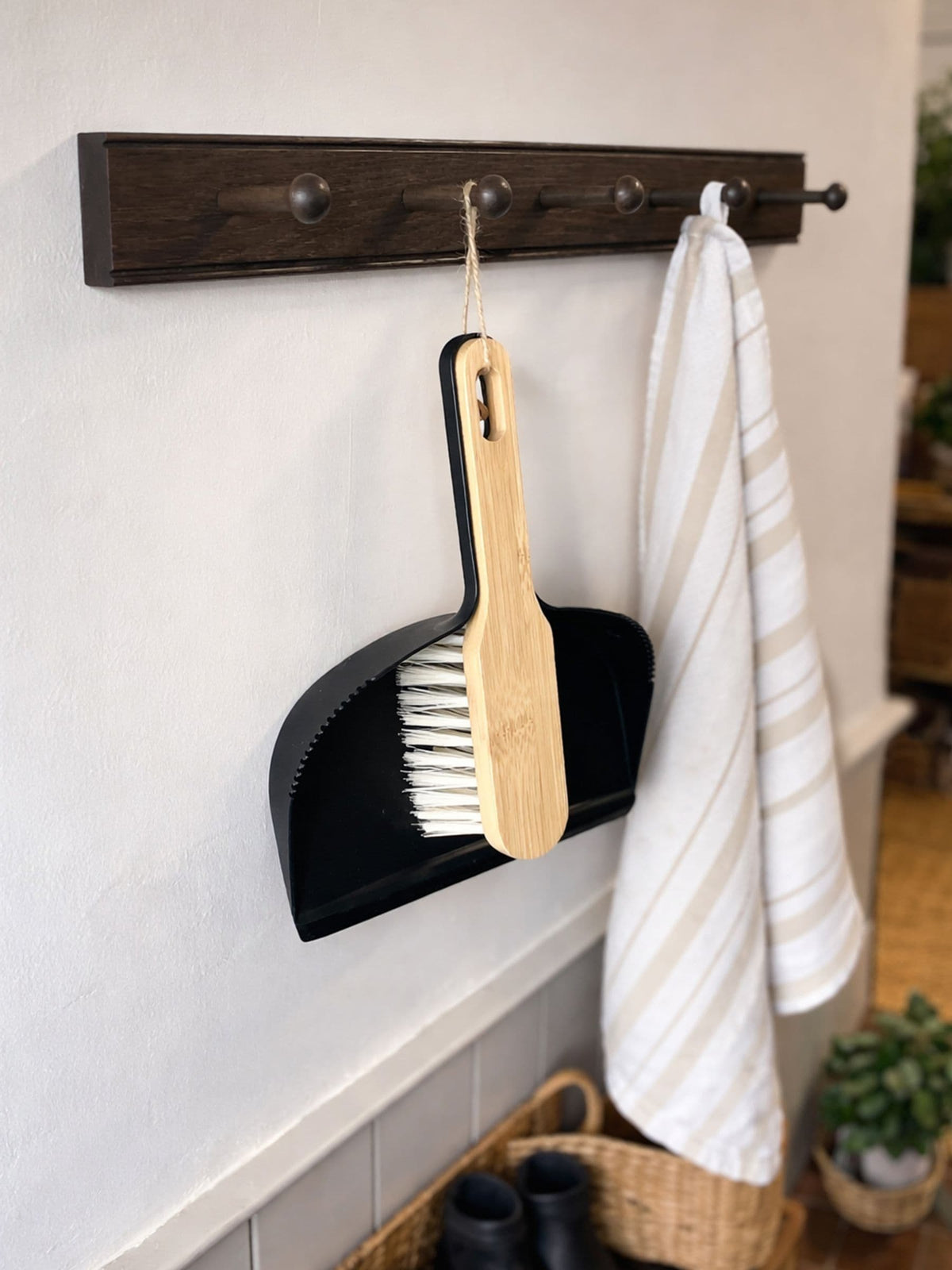 Laura Ashley wooden coat hook Brown Haywood - British product