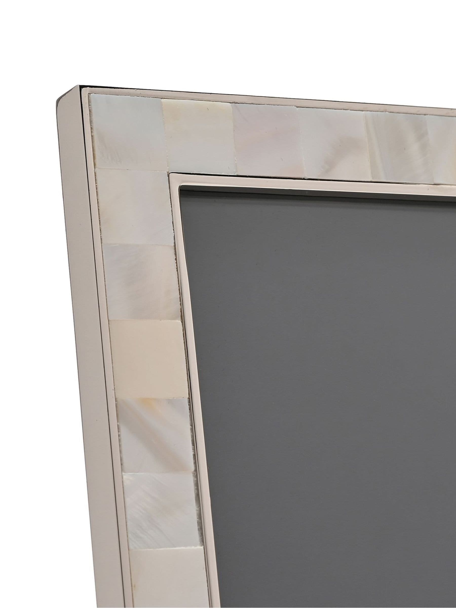 Widdop white metal frame 6x8 inch, imported from the UK