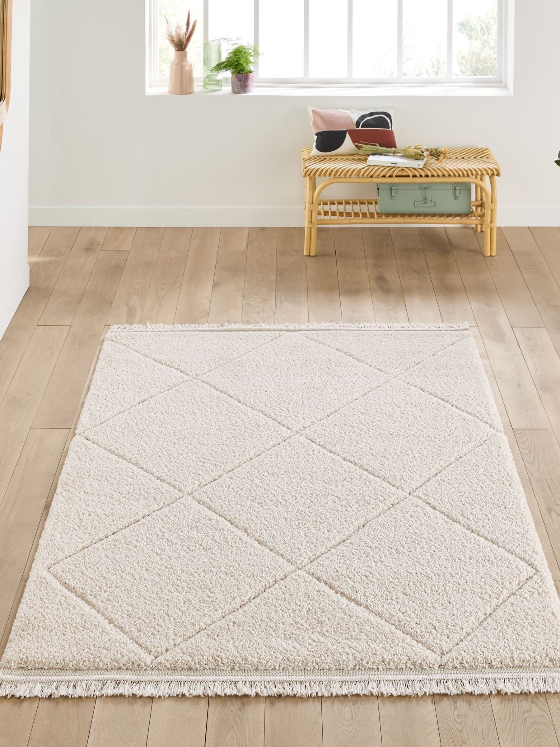 La Redoute Intérieurs ecru fringed berber-style rug - British product