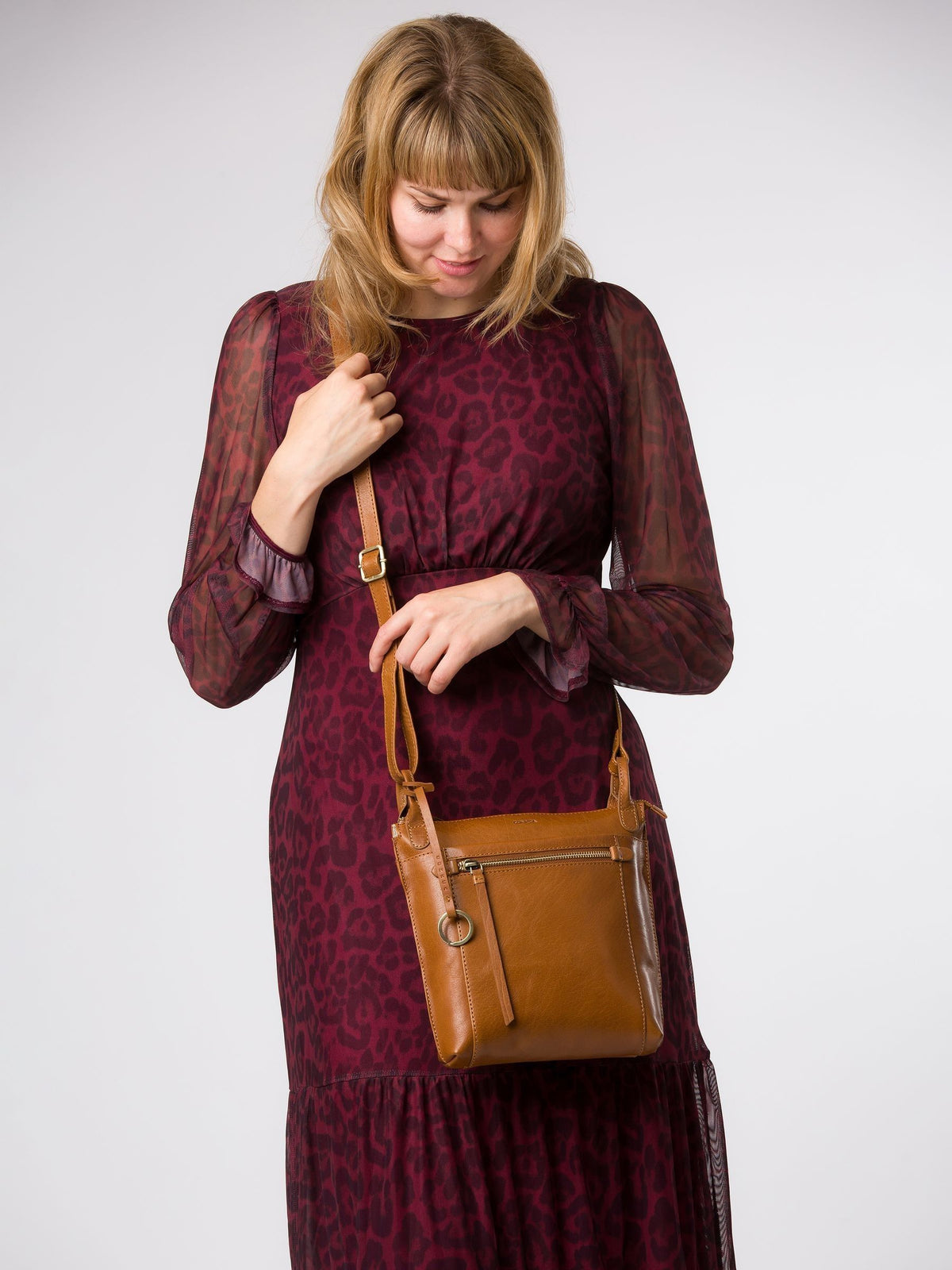 Conkca Zarro Black Leather Shoulder Bag
