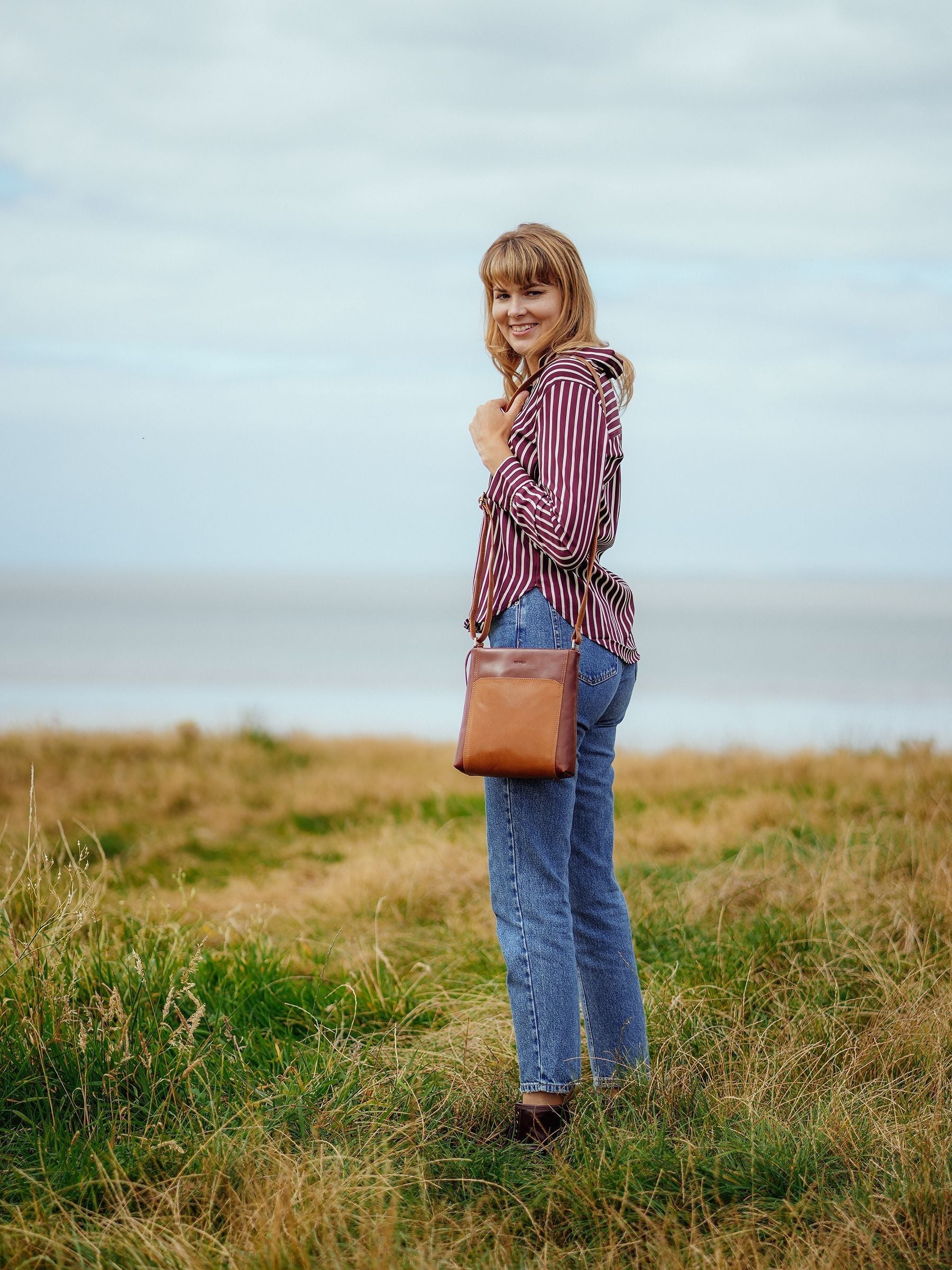 Conkca Marissa cross-body bag brown leather, imported from the UK