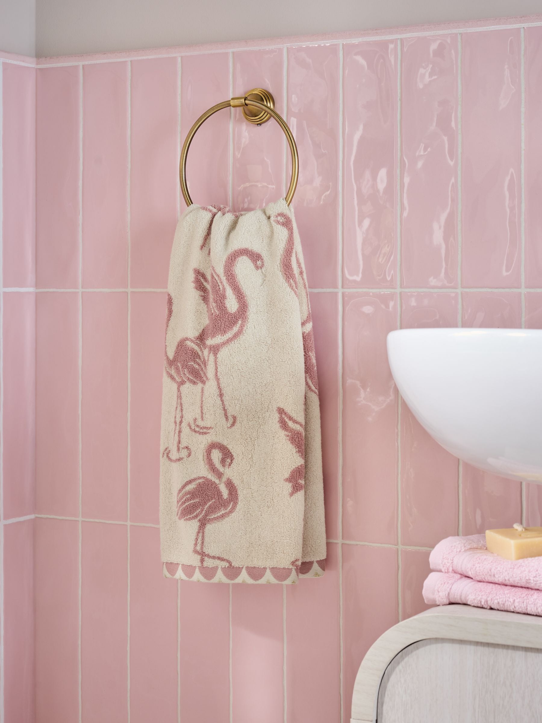Pink Flamingo towel with sparkle detail hand and bath sizes - British product