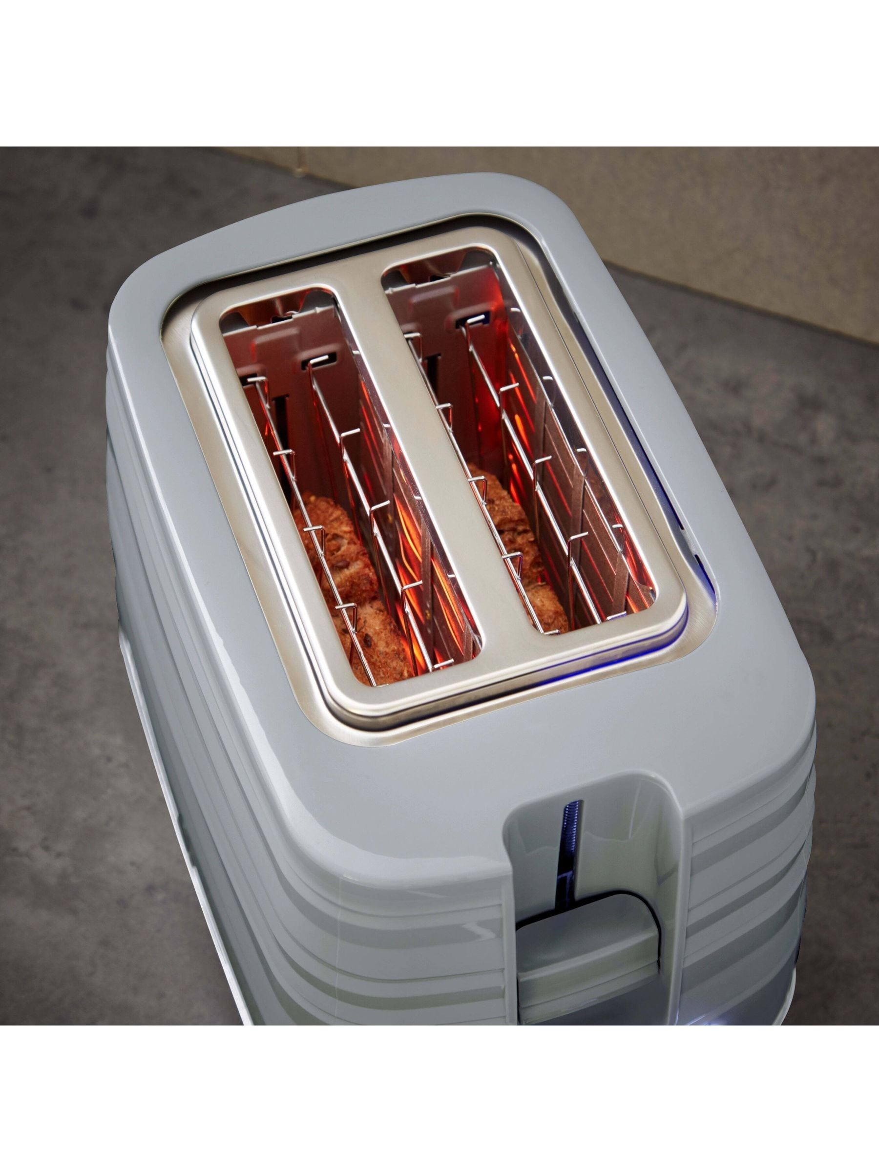 Swan White Symphony 2 slice toaster (British brand)