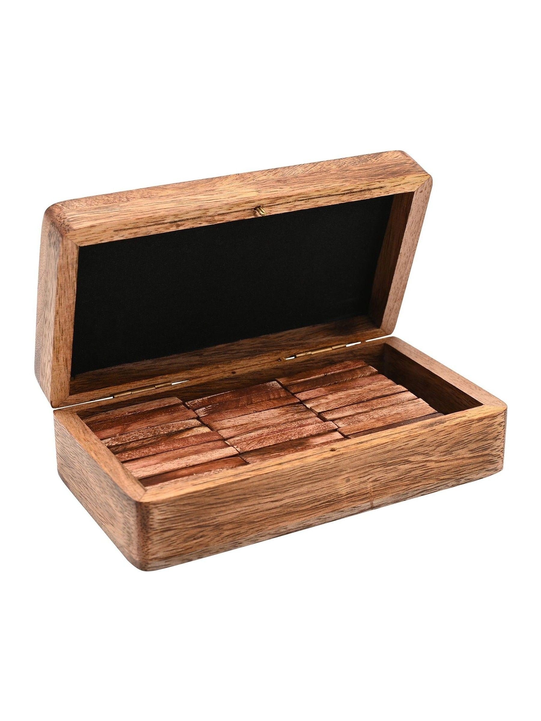 Harvey Makin wooden domino set in rosewood box, UK version