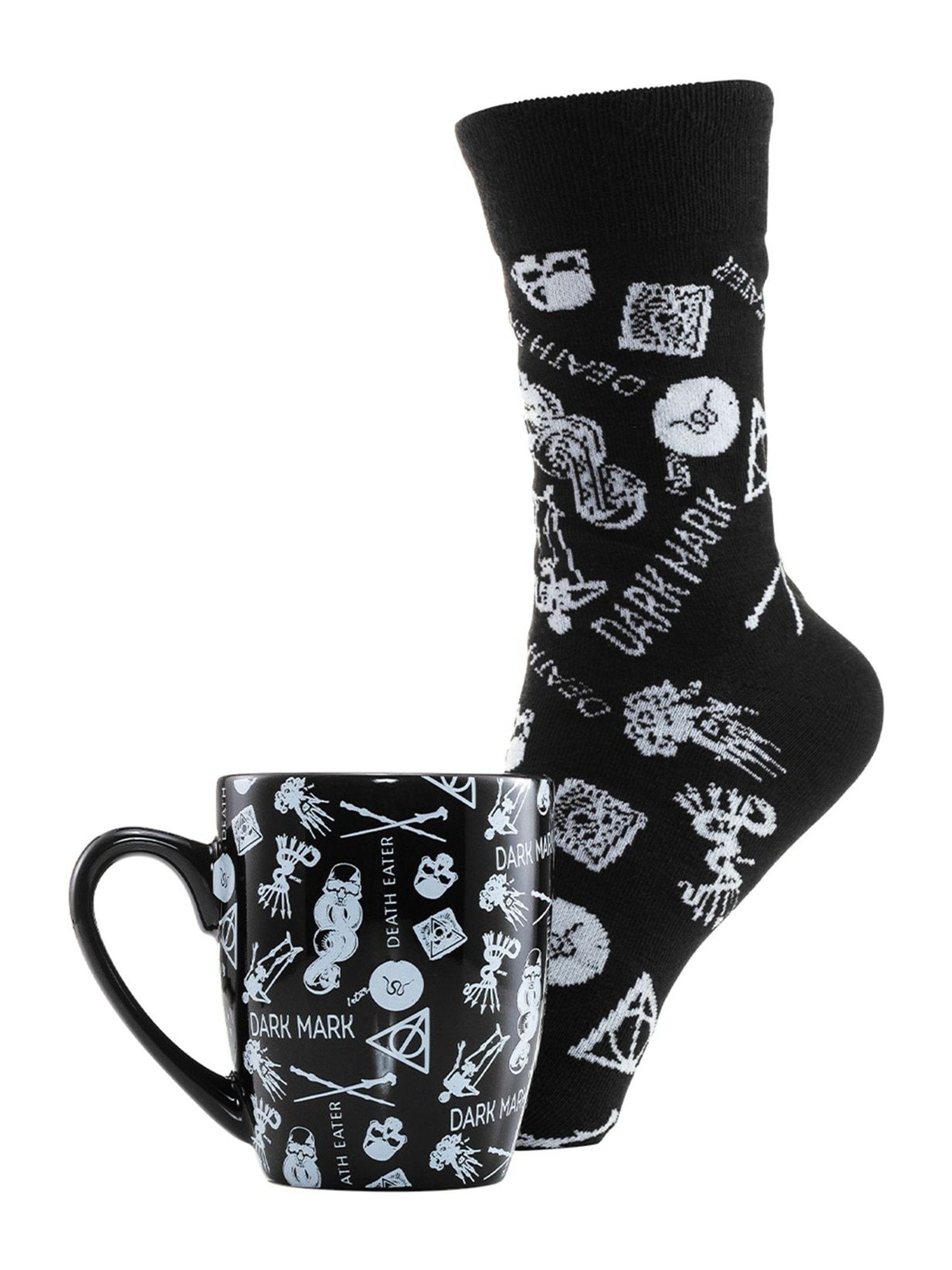 Pyramid International Harry Potter Dark Arts mug and socks set 15cm, UK version