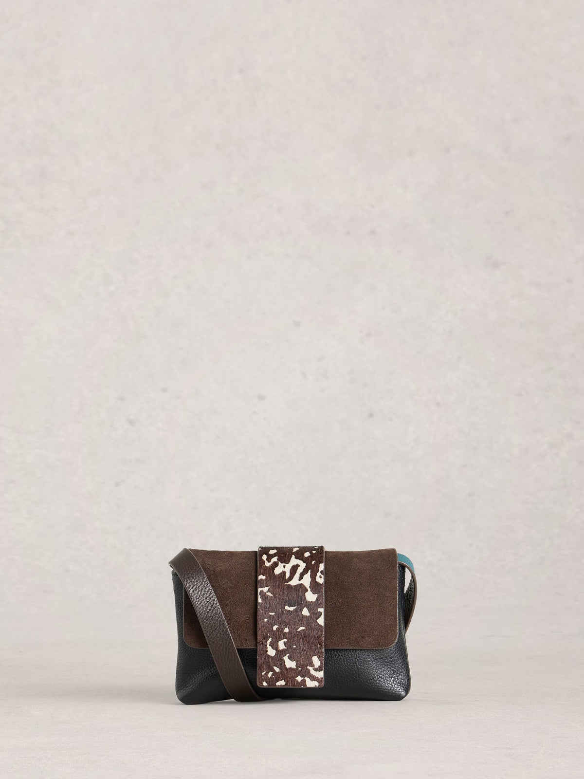White Stuff Brown Tabby Mini Landscape Bag, imported from the UK
