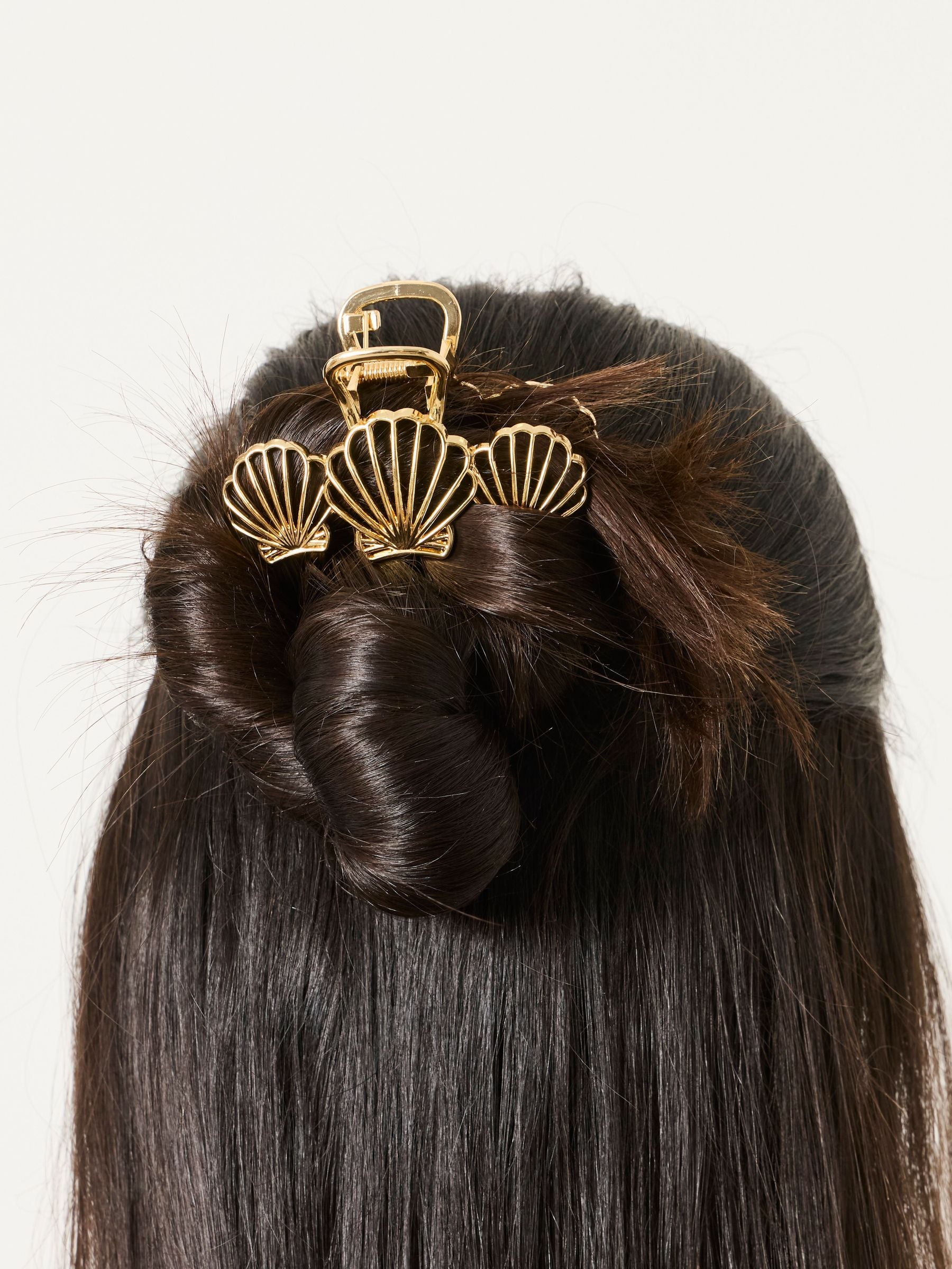 FatFace gold tone metal shell claw clip - British product