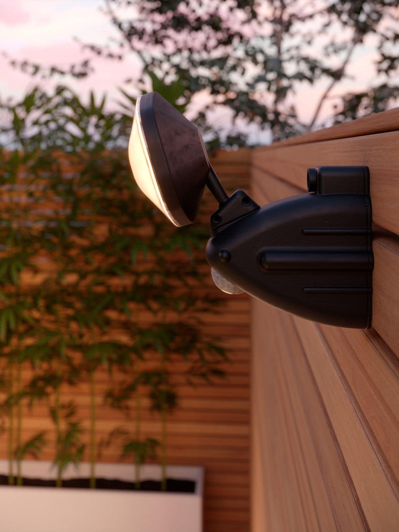 The Solar Centre Warm White Evo 30 solar PIR light - British product