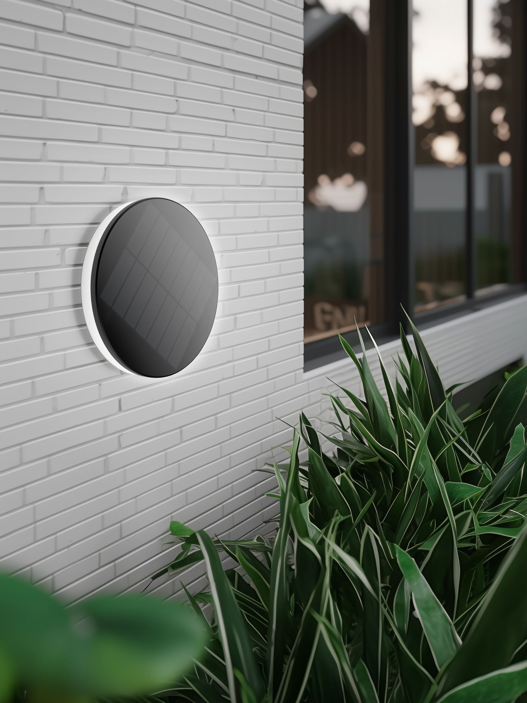 The Solar Centre white round solar wall light 20cm (British brand)