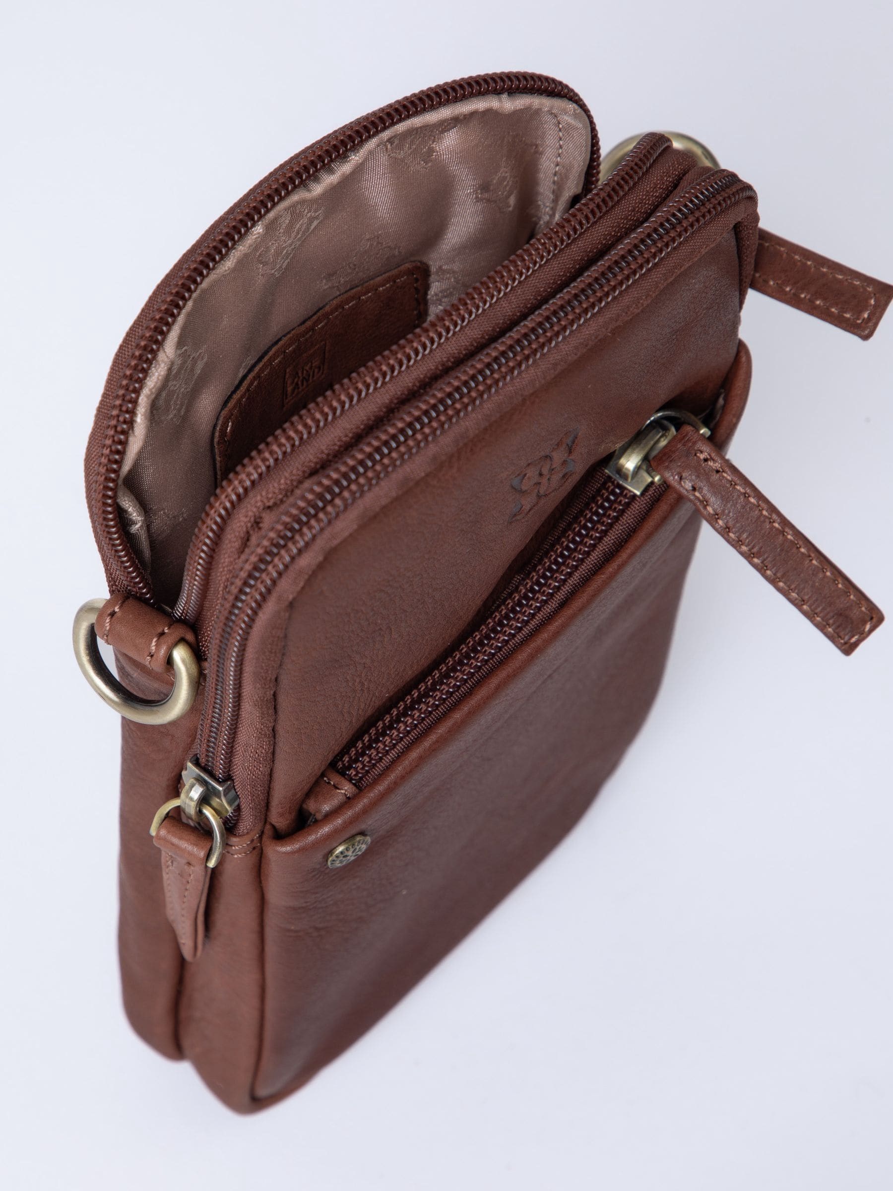 Lakeland Leather brown Harstone travel bag with cross-body strap (British brand)