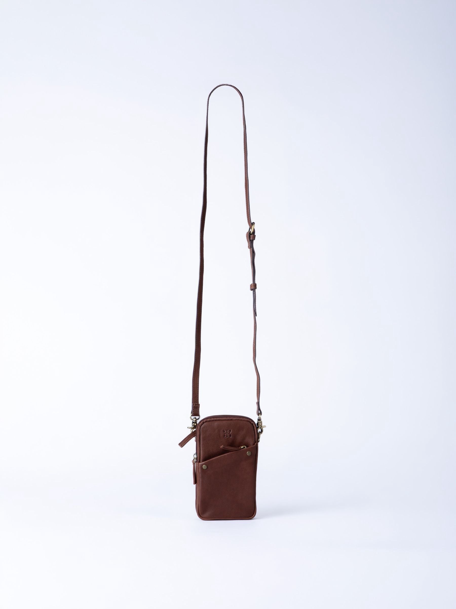 Lakeland Leather brown Harstone travel bag with cross-body strap (British brand)