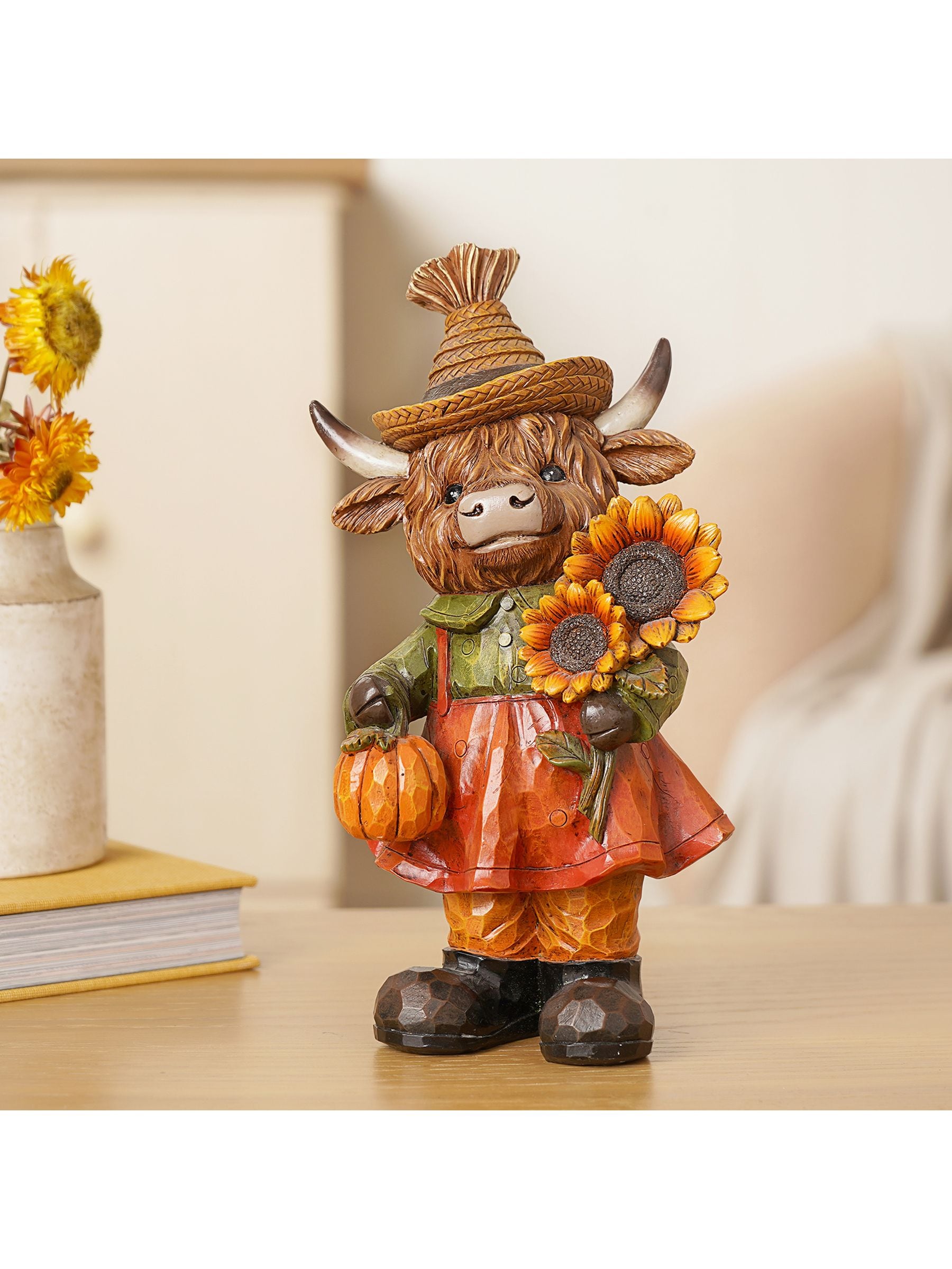 Country Living brown highland cow ornament with sunflowers 23.5cm (British brand)