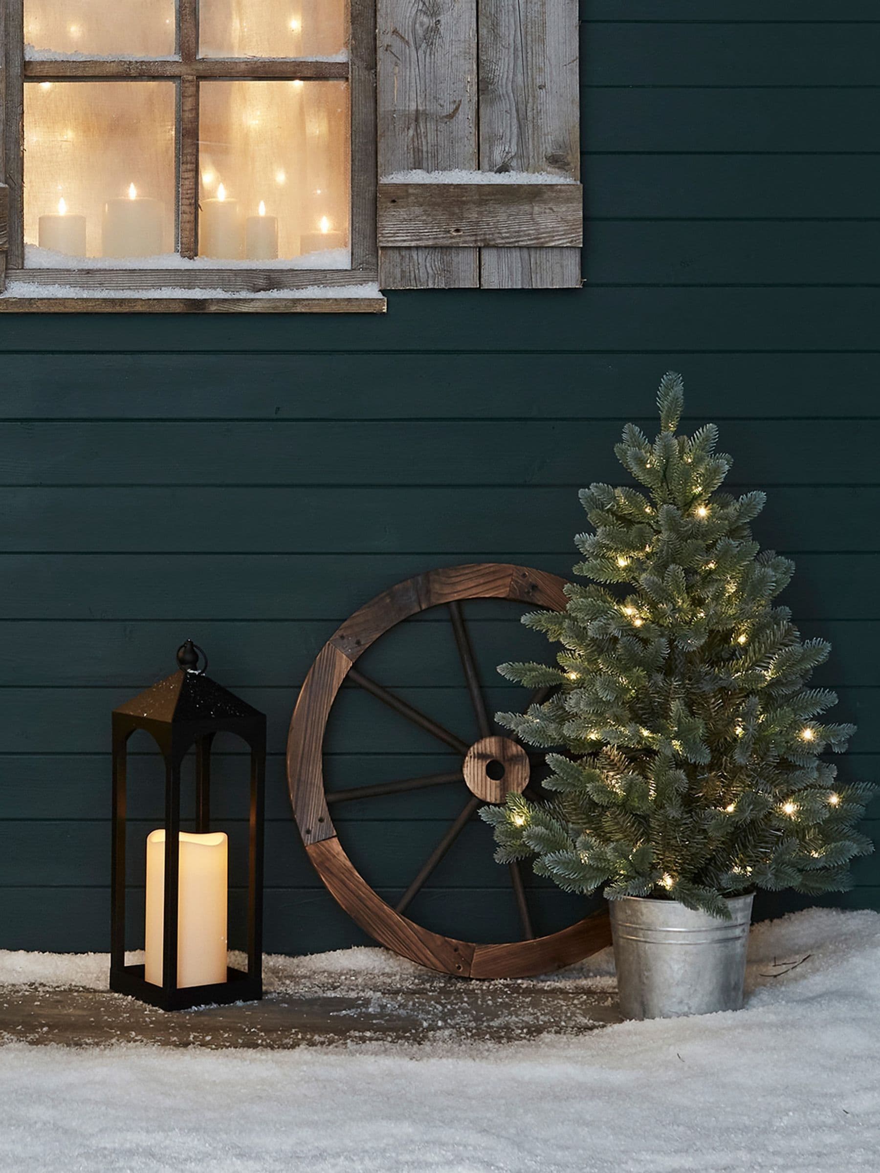 Lights4fun pre lit potted outdoor Christmas tree 90cm - British product