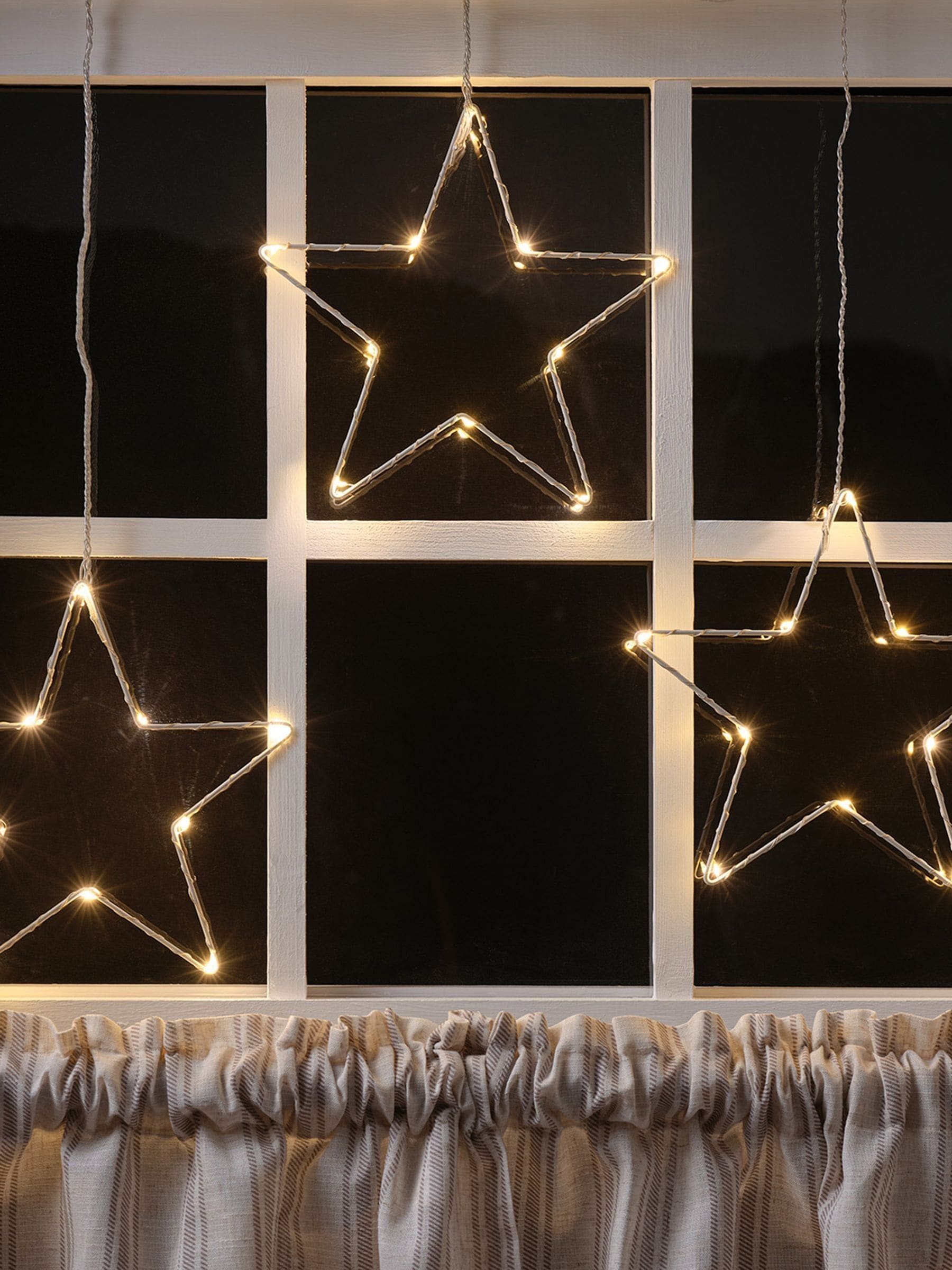 Lights4fun Star Trio Christmas window light with three metal stars, UK version
