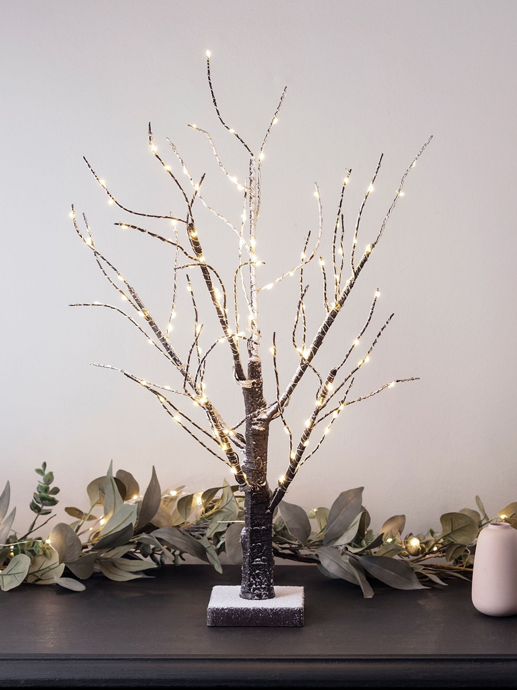 Lights4fun snowy pre lit battery twig tree 65cm - British product