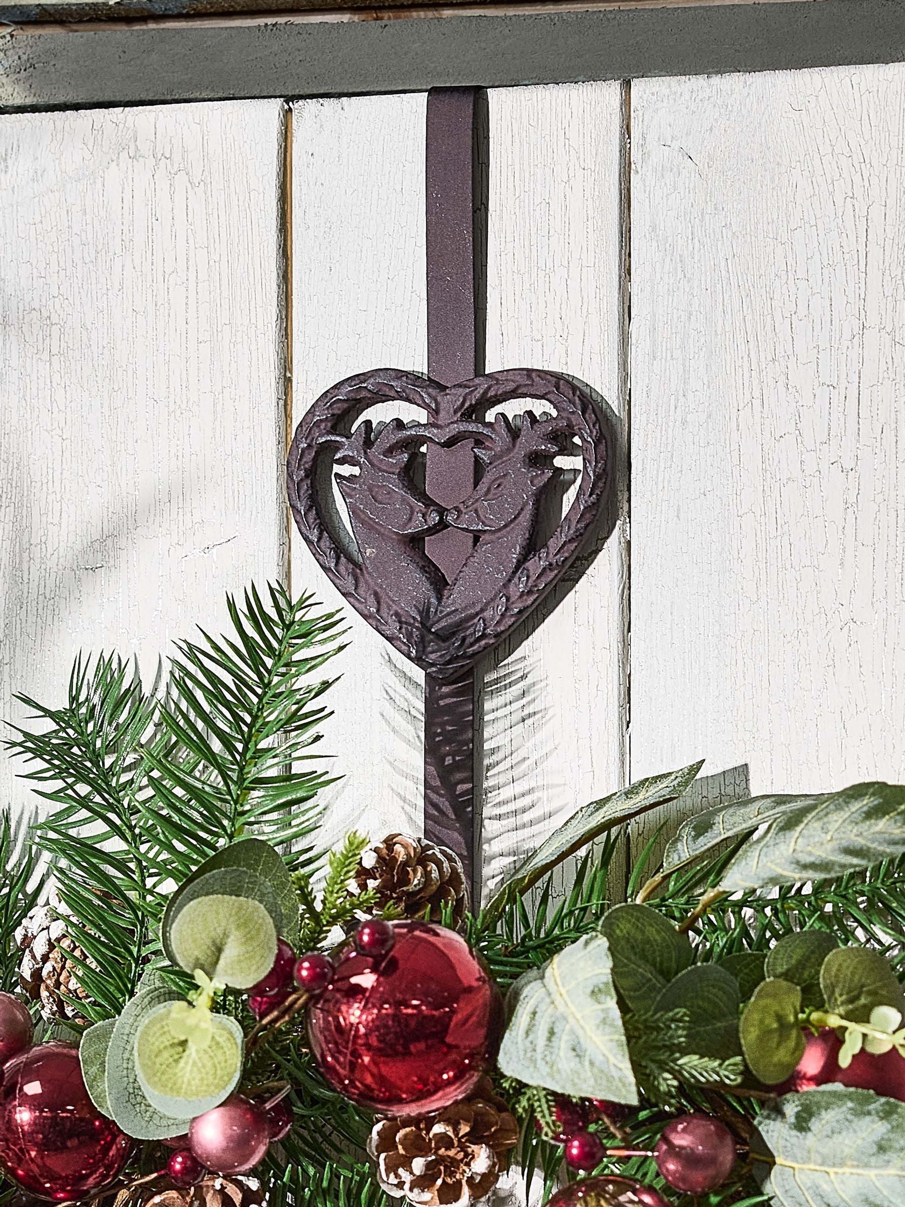 Dibor metal wreath hanger with kissing deer design, UK version