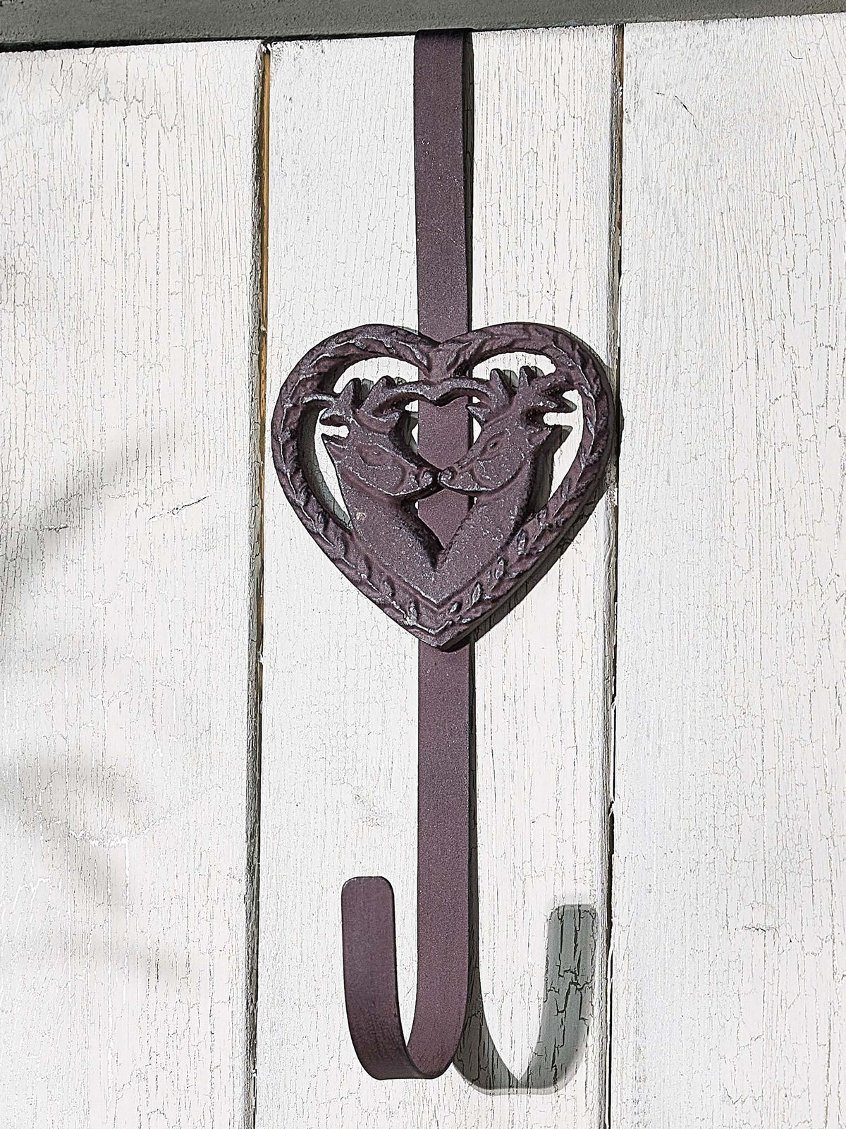 Dibor metal wreath hanger with kissing deer design, UK version