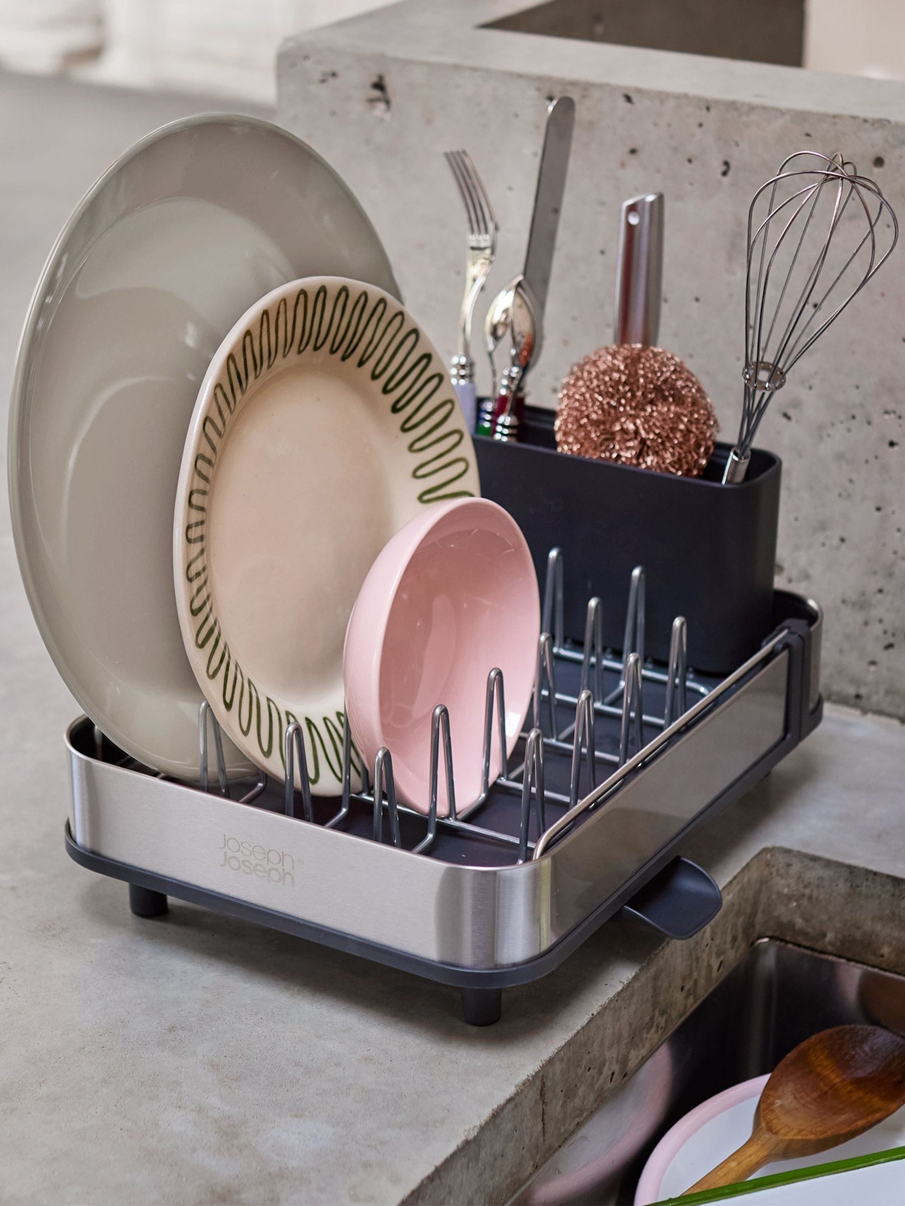 Joseph Joseph expandable dish rack Light Stone (British brand)