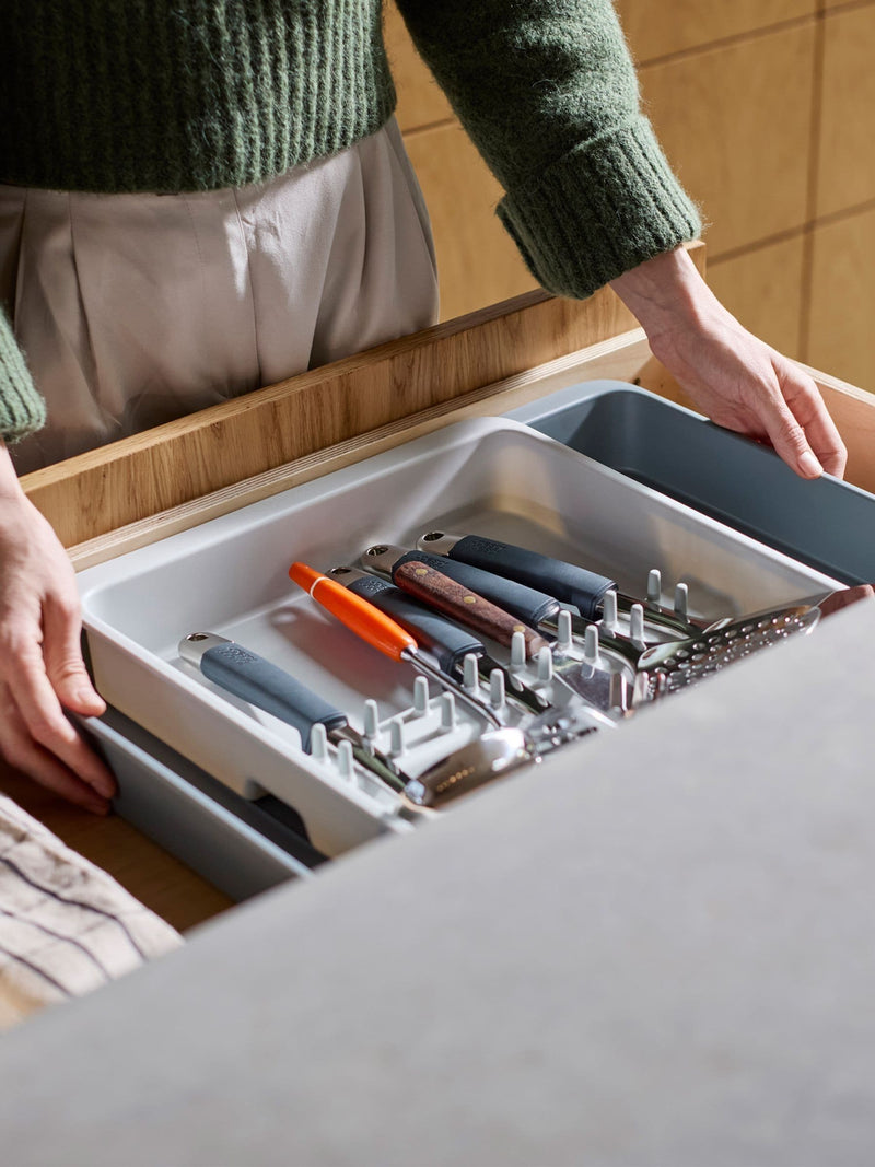 Joseph Joseph expanding utensil organiser for kitchen - British product