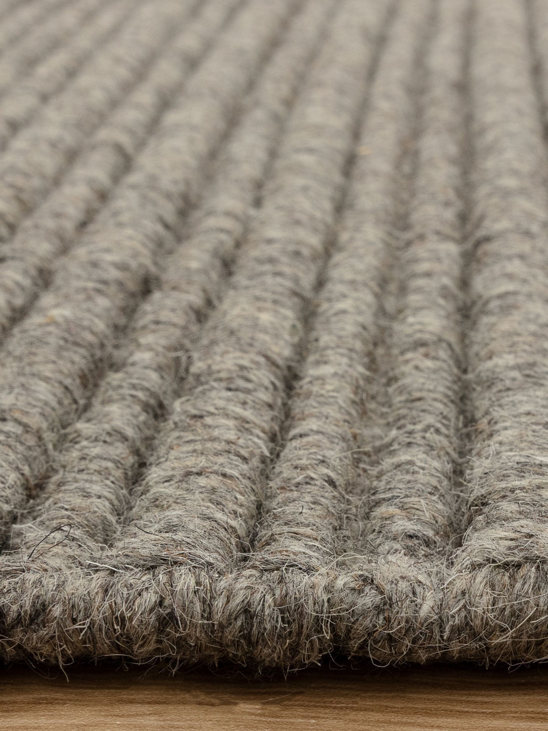 Asiatic Rugs Greige Ravine rug - British product