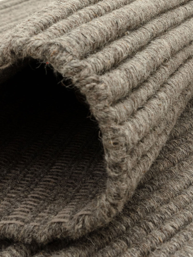 Asiatic Rugs Greige Ravine rug - British product