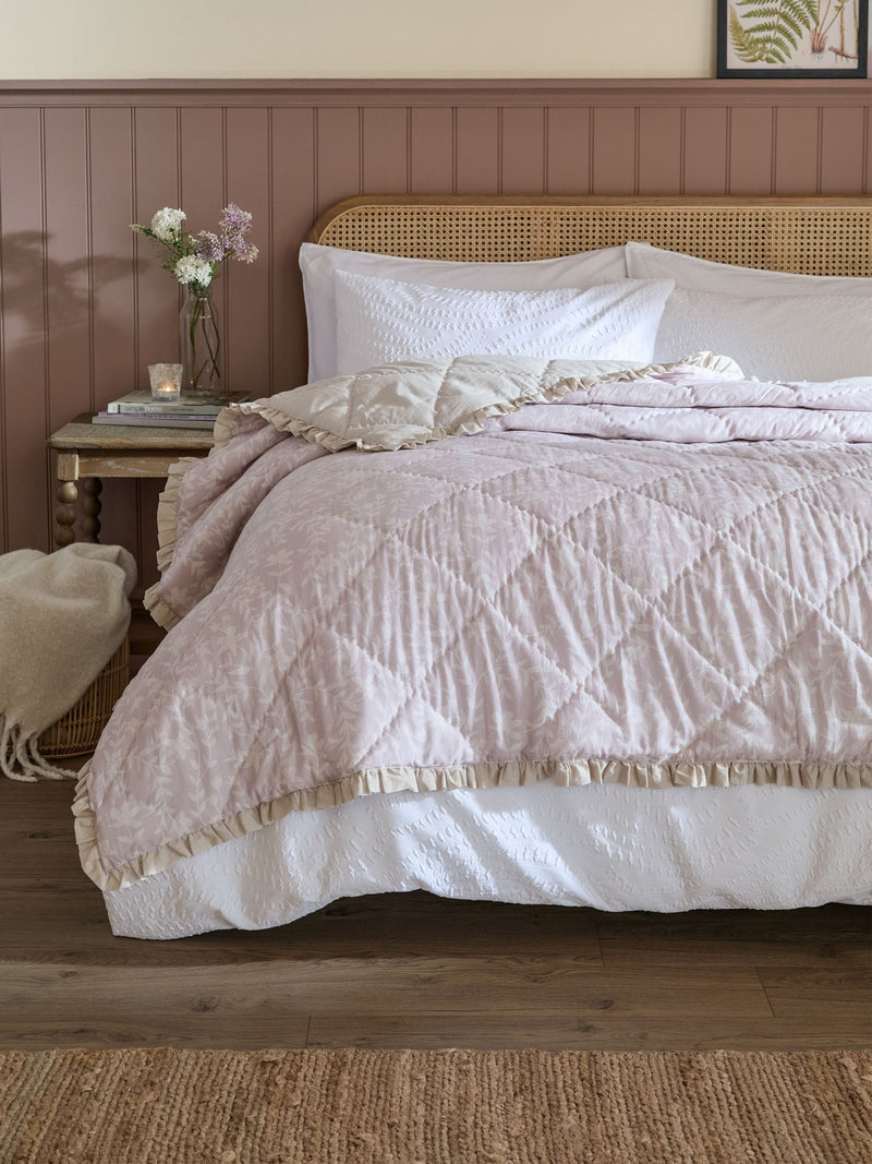 Wylder Blush Amelia Floral Quilted Frill Bedspread