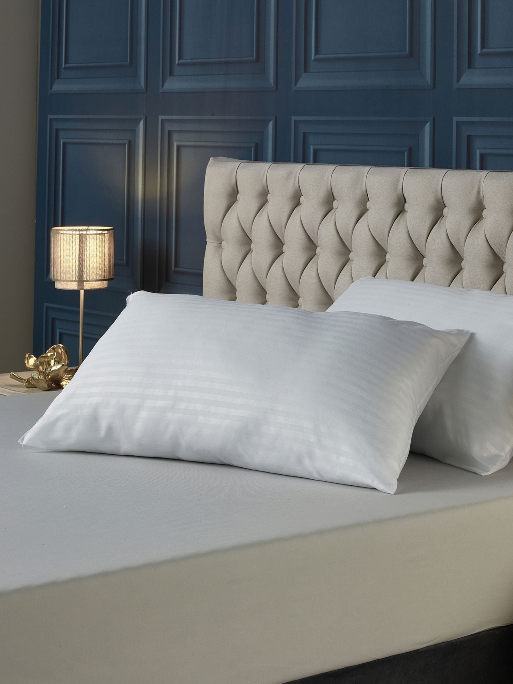 Downland hotel pillow pair 46x69cm - British product