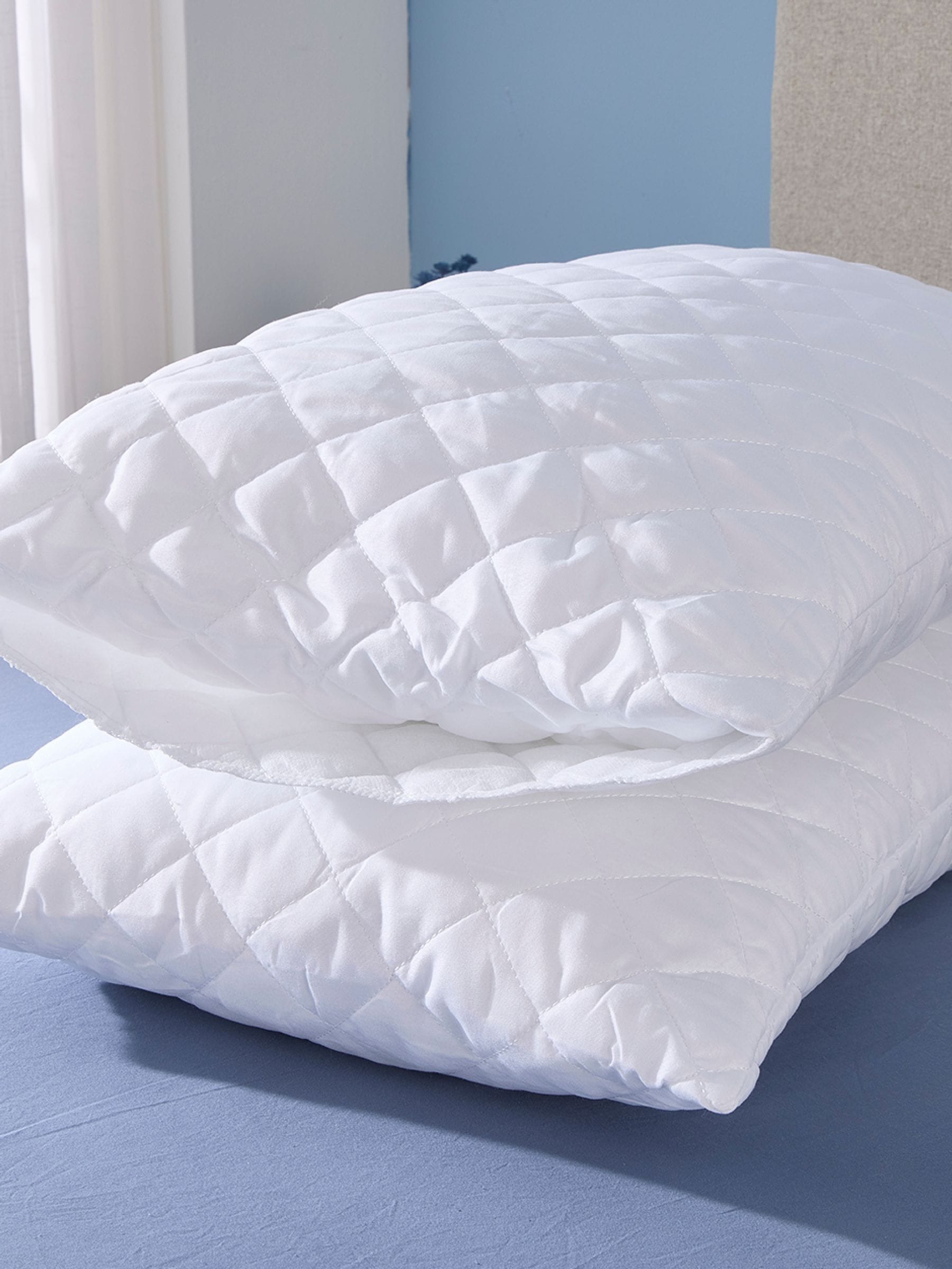 Downland Superbounce pillow protector pair 48x74cm, UK version
